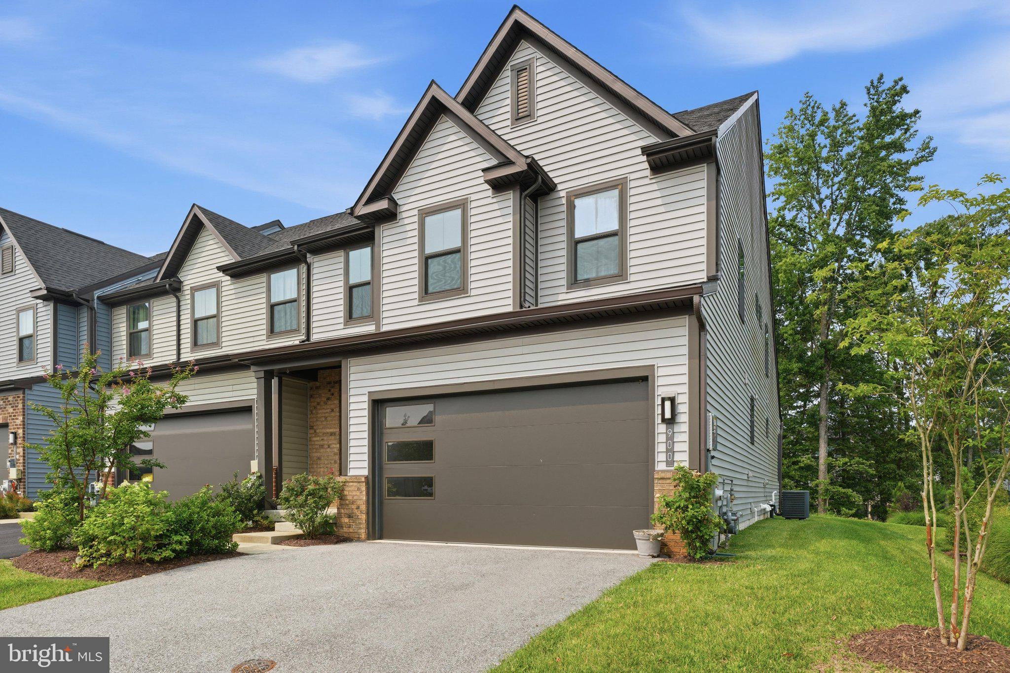 TANYARD SHORES - Residential