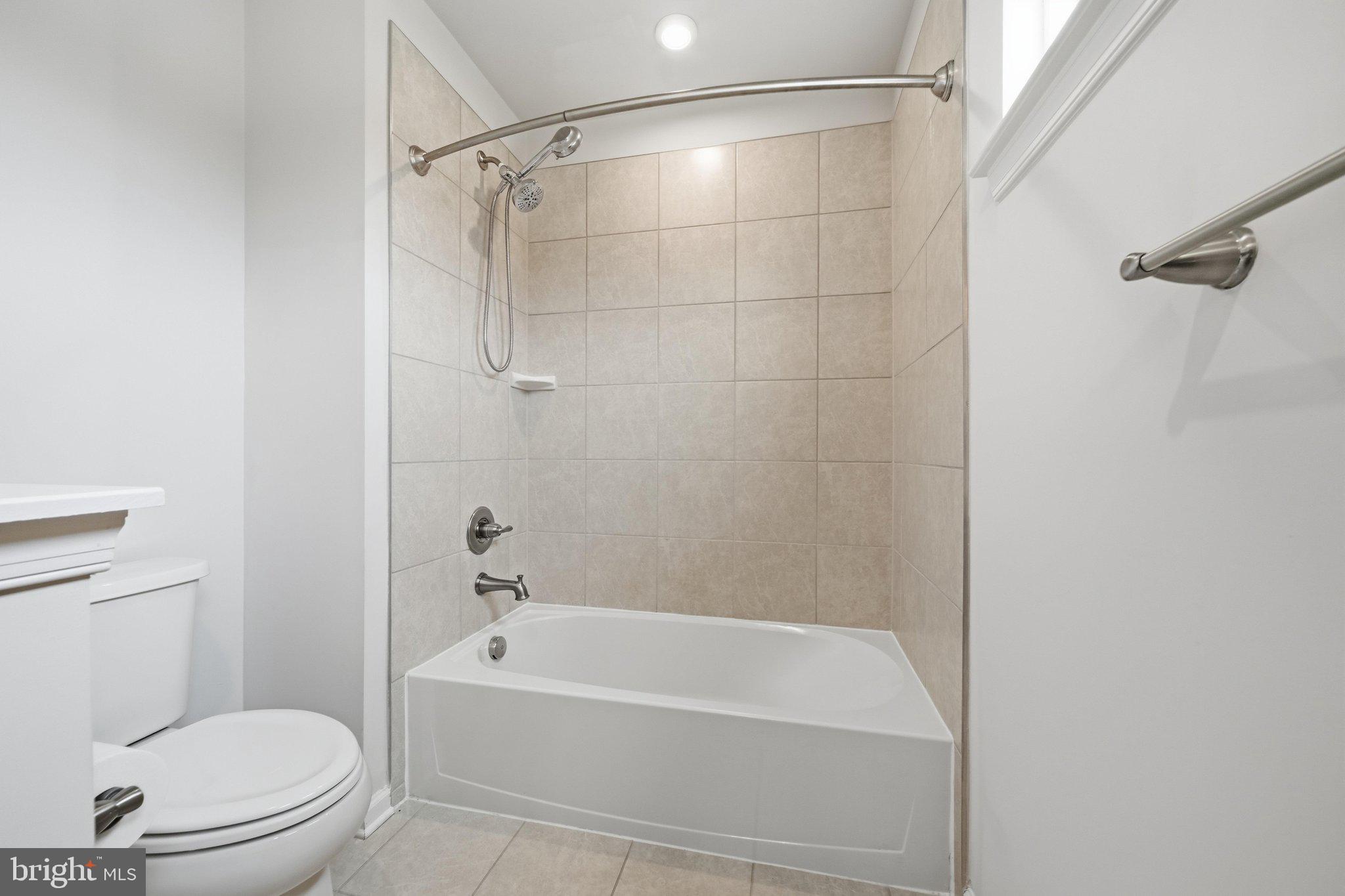 TANYARD SHORES - Residential