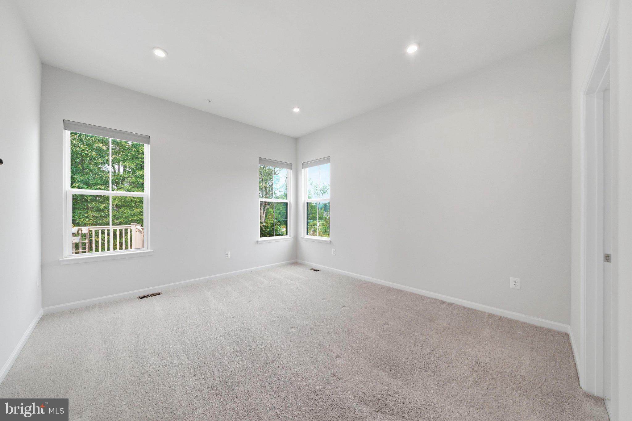 TANYARD SHORES - Residential