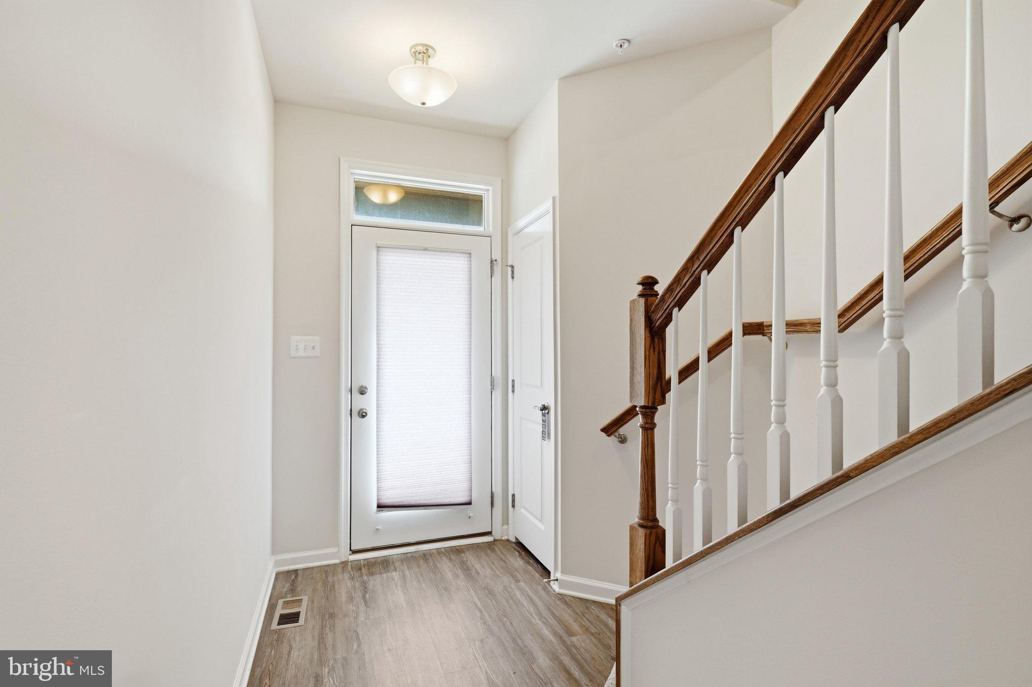 TANYARD SHORES - Residential