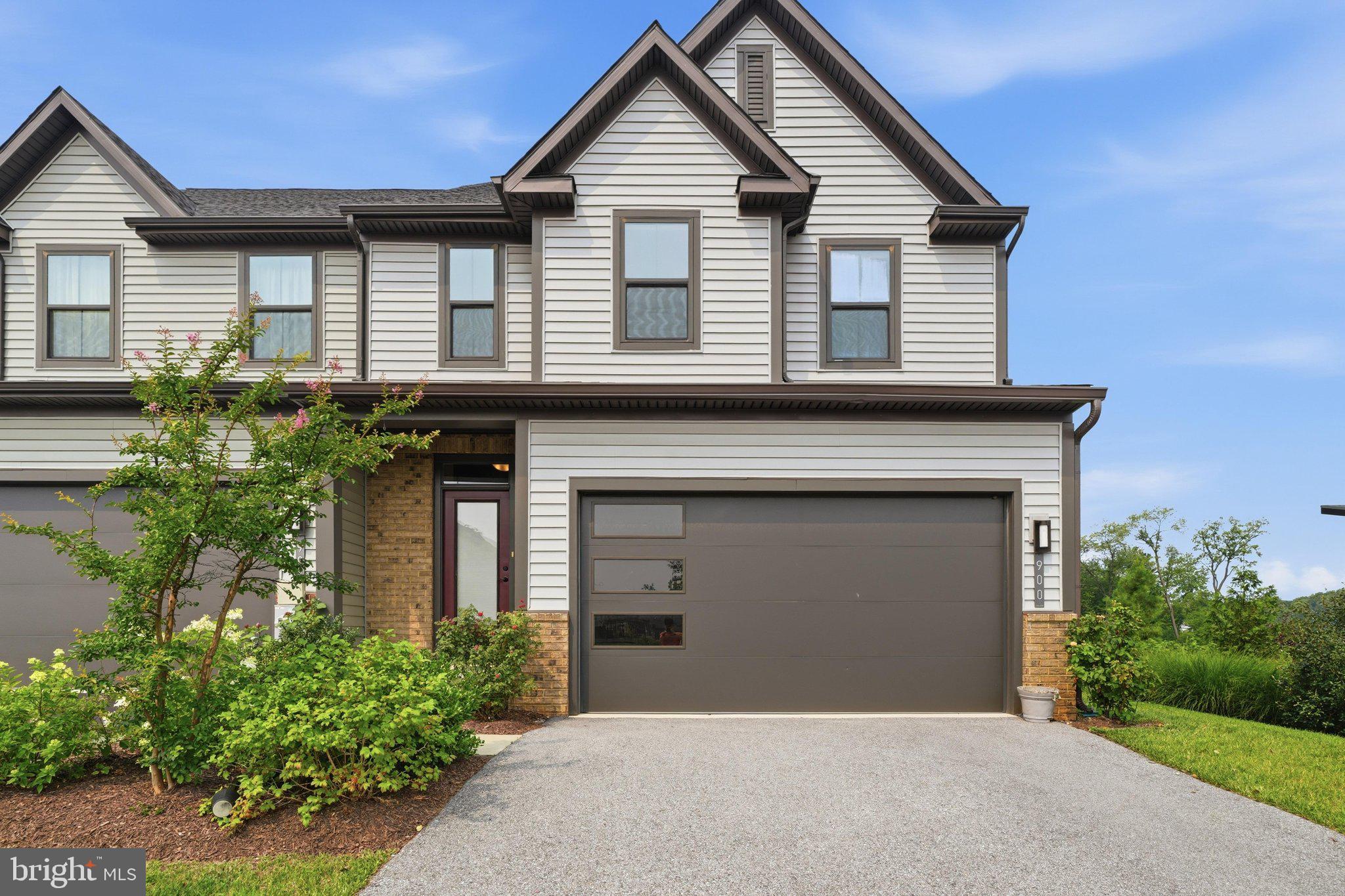 TANYARD SHORES - Residential