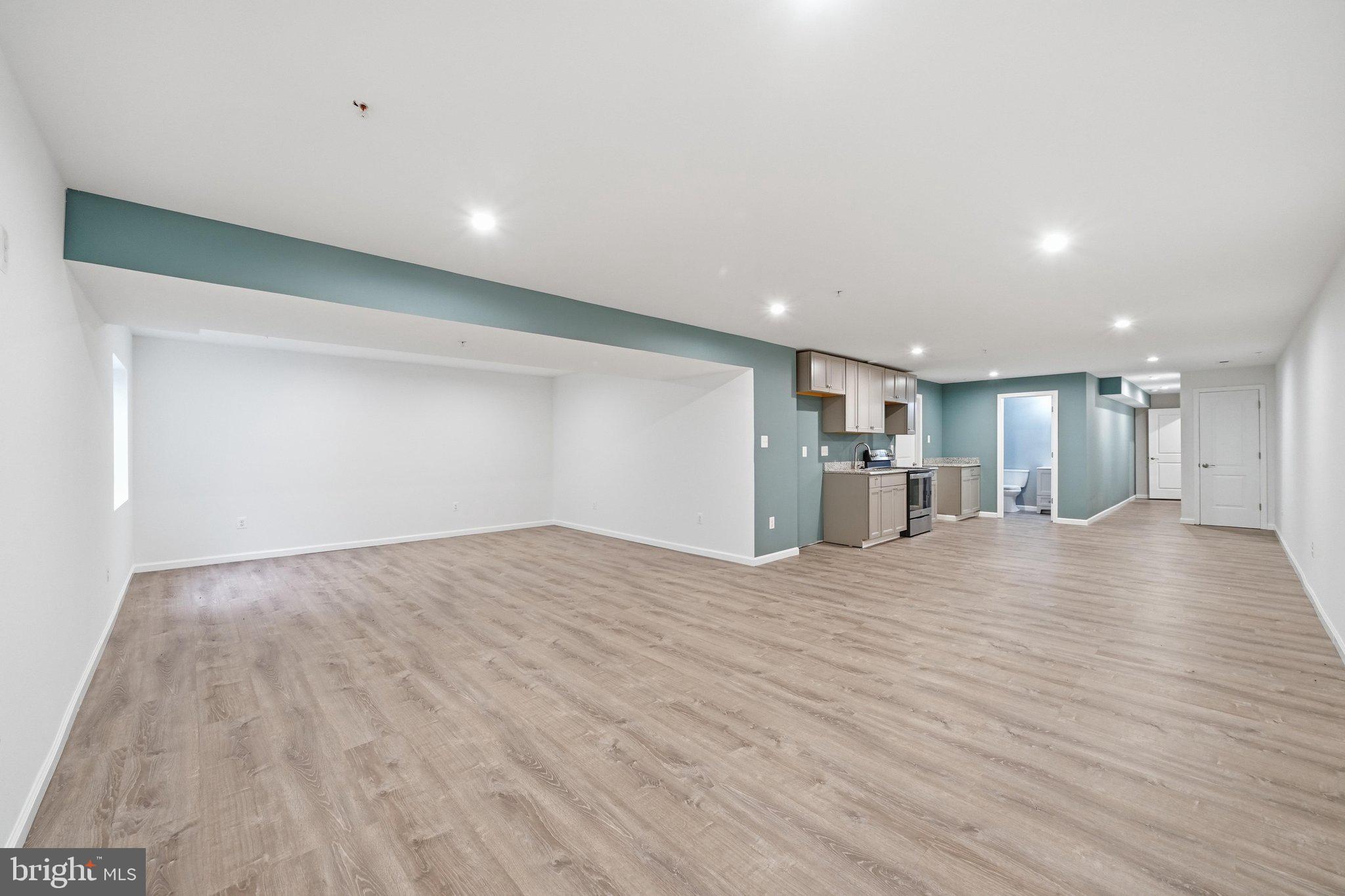 TANYARD SHORES - Residential