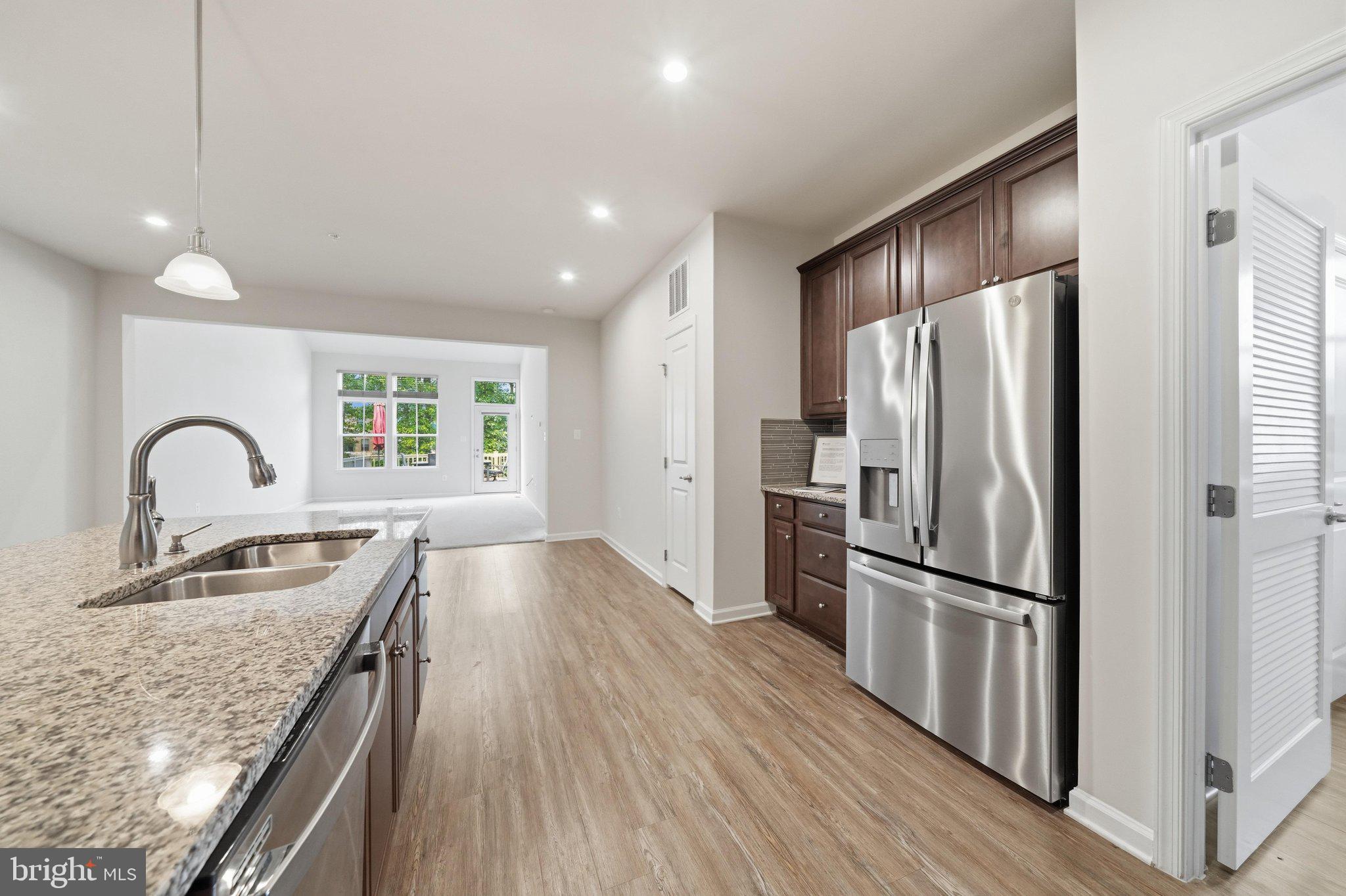 TANYARD SHORES - Residential