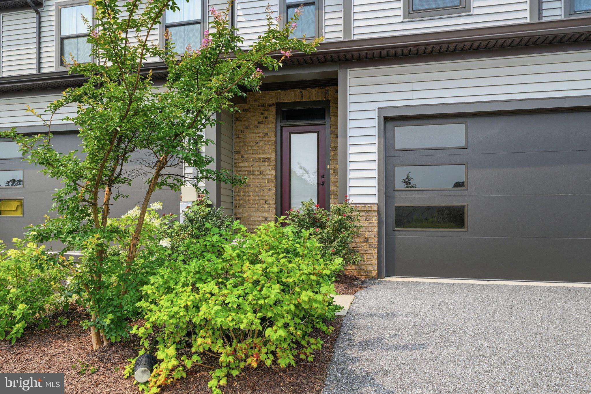 TANYARD SHORES - Residential