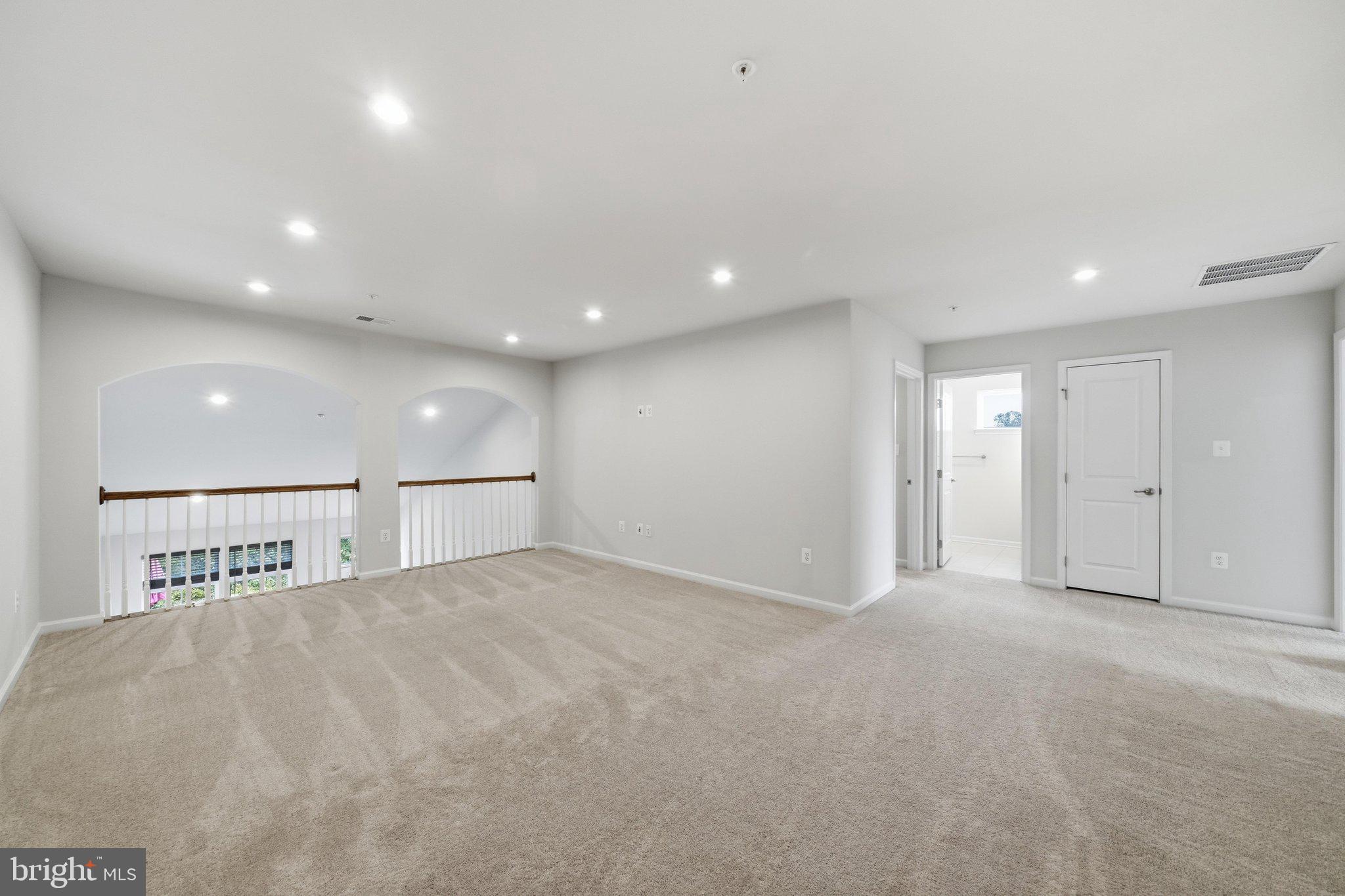 TANYARD SHORES - Residential