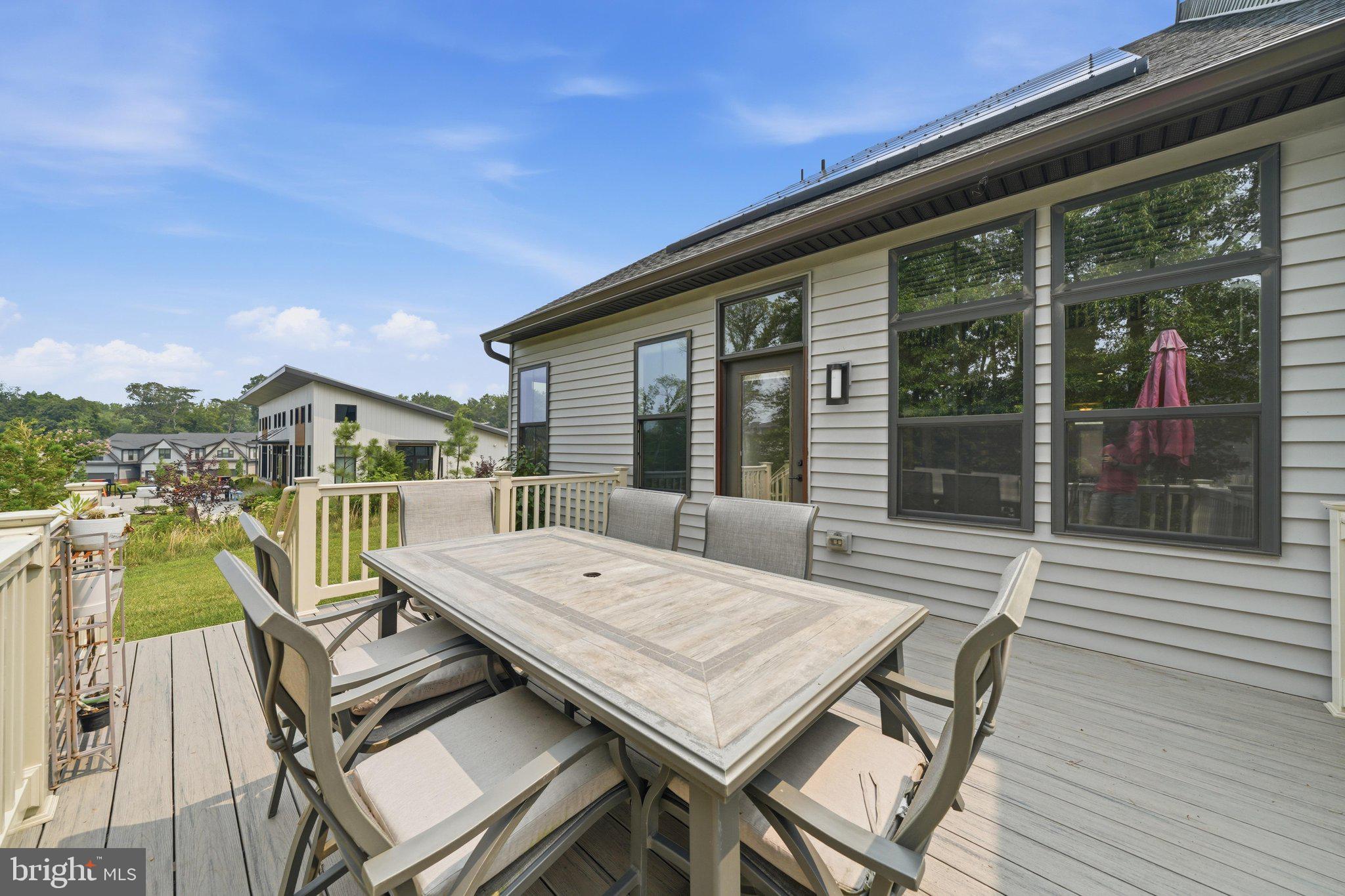 TANYARD SHORES - Residential