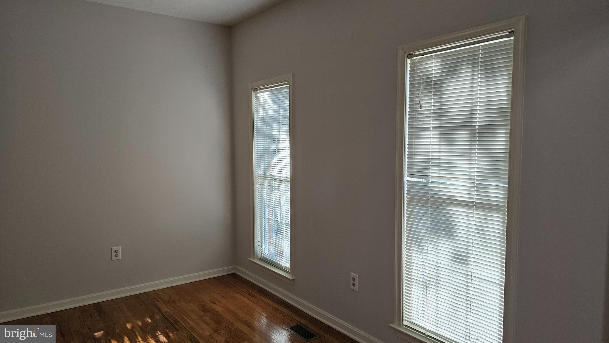 PIONEER HEIGHTS - Residential