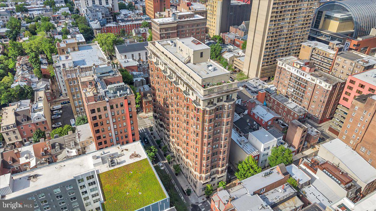 WASHINGTON SQ WEST - Residential