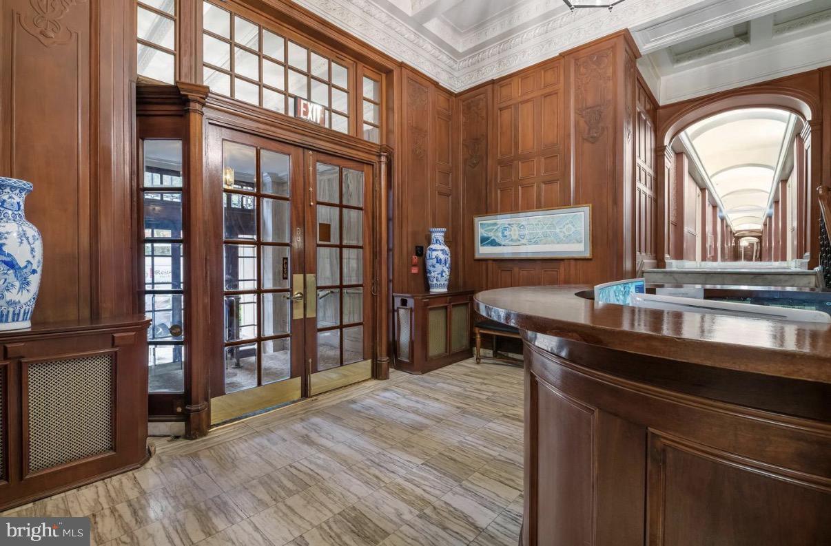 WASHINGTON SQ WEST - Residential