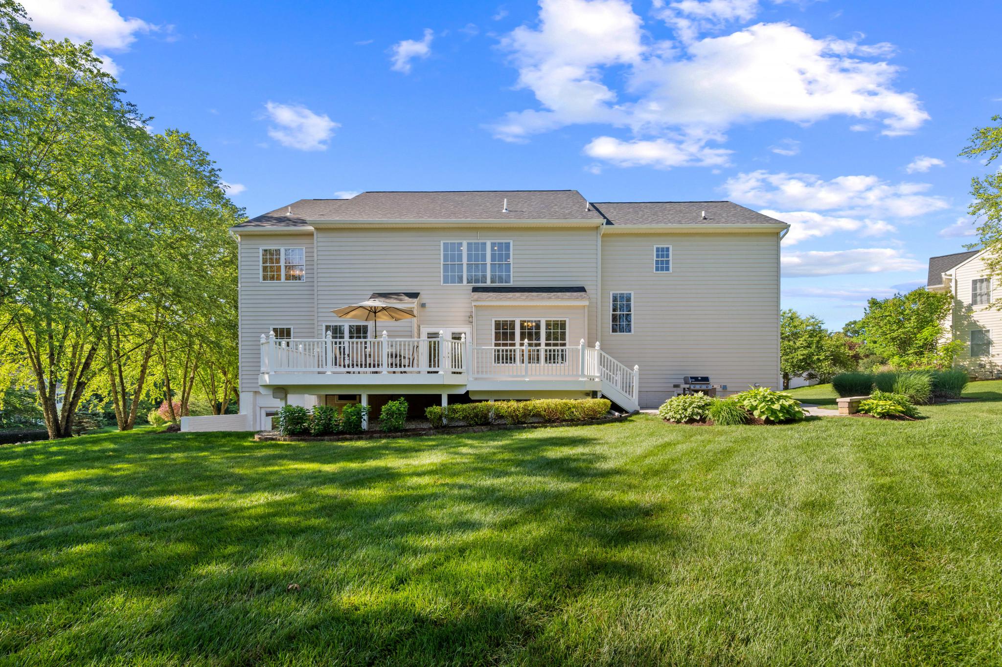 THE ESTATES AT SAND HILL - Residential