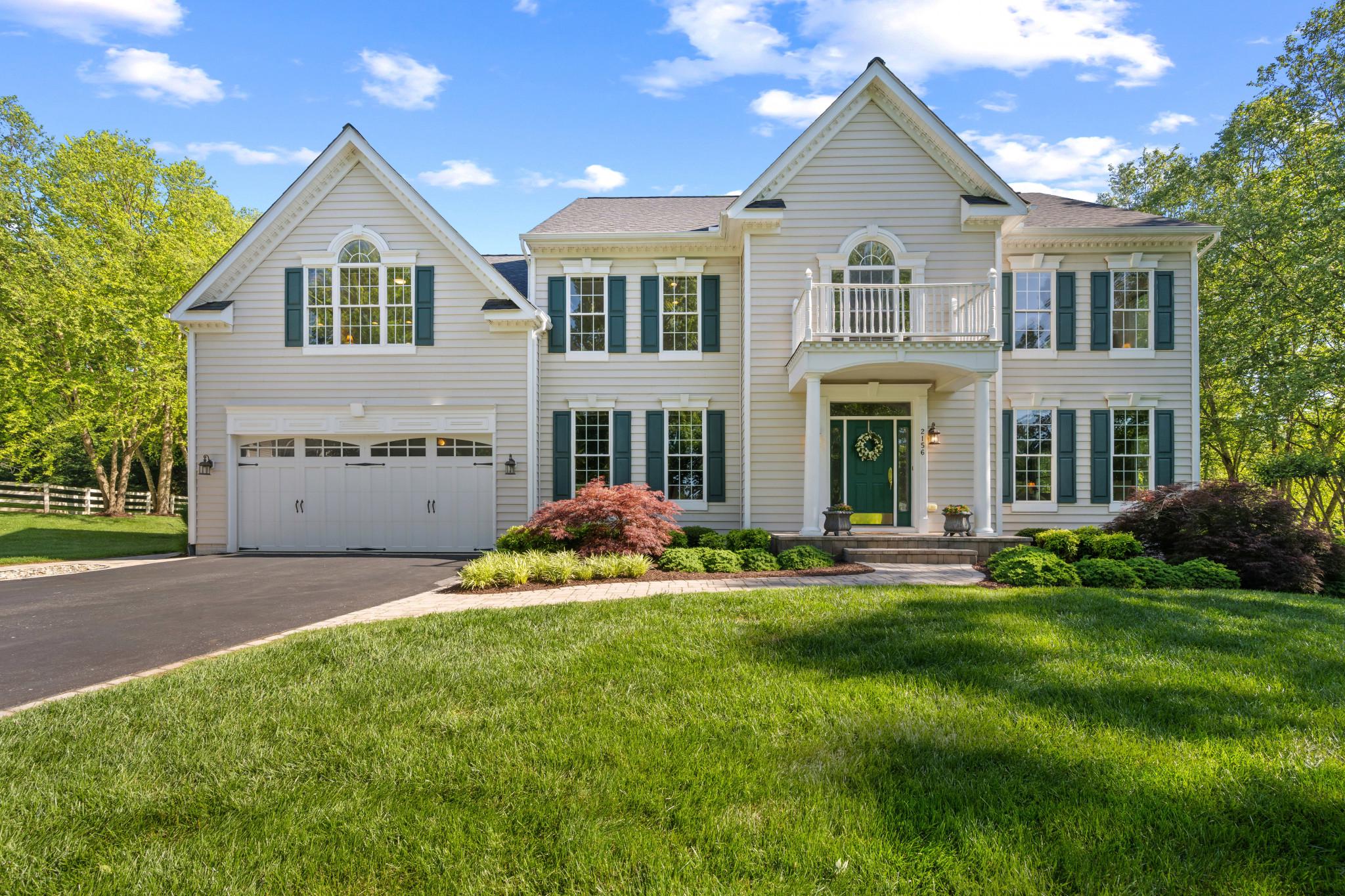 THE ESTATES AT SAND HILL - Residential