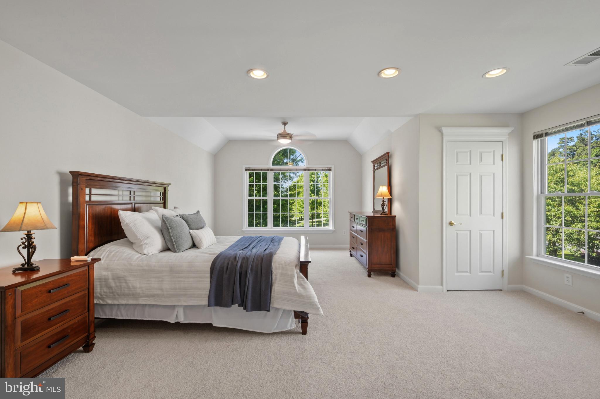 THE ESTATES AT SAND HILL - Residential