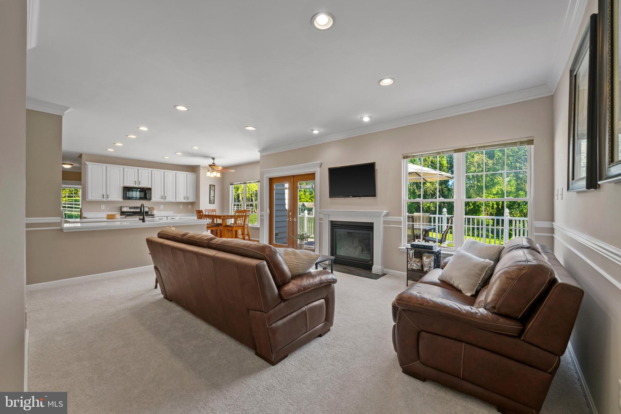 THE ESTATES AT SAND HILL - Residential