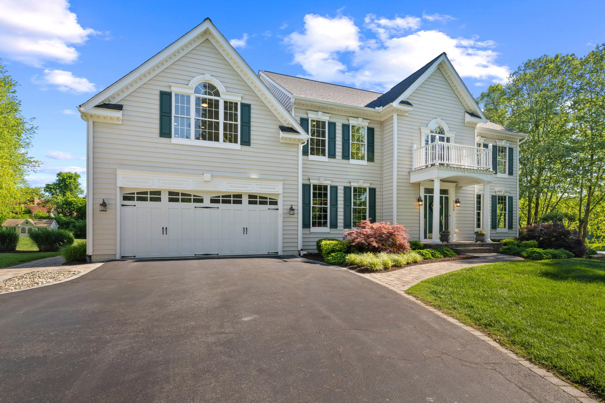 THE ESTATES AT SAND HILL - Residential