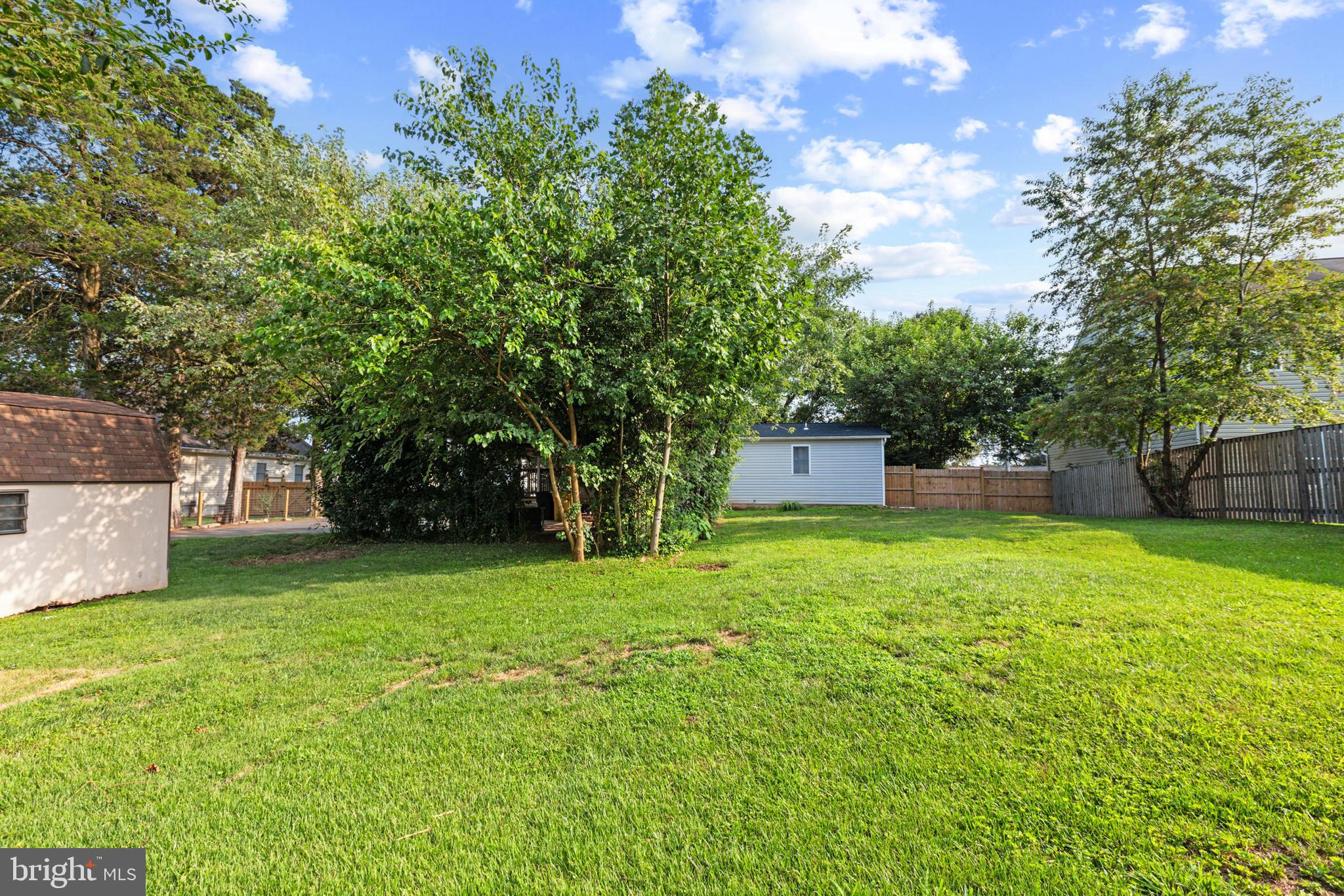 CEDARHURST - Residential
