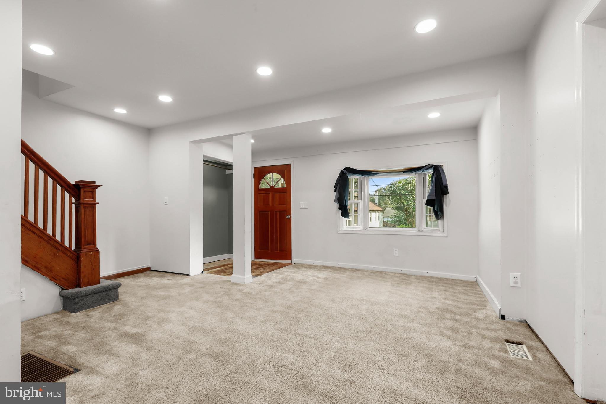 CEDARHURST - Residential