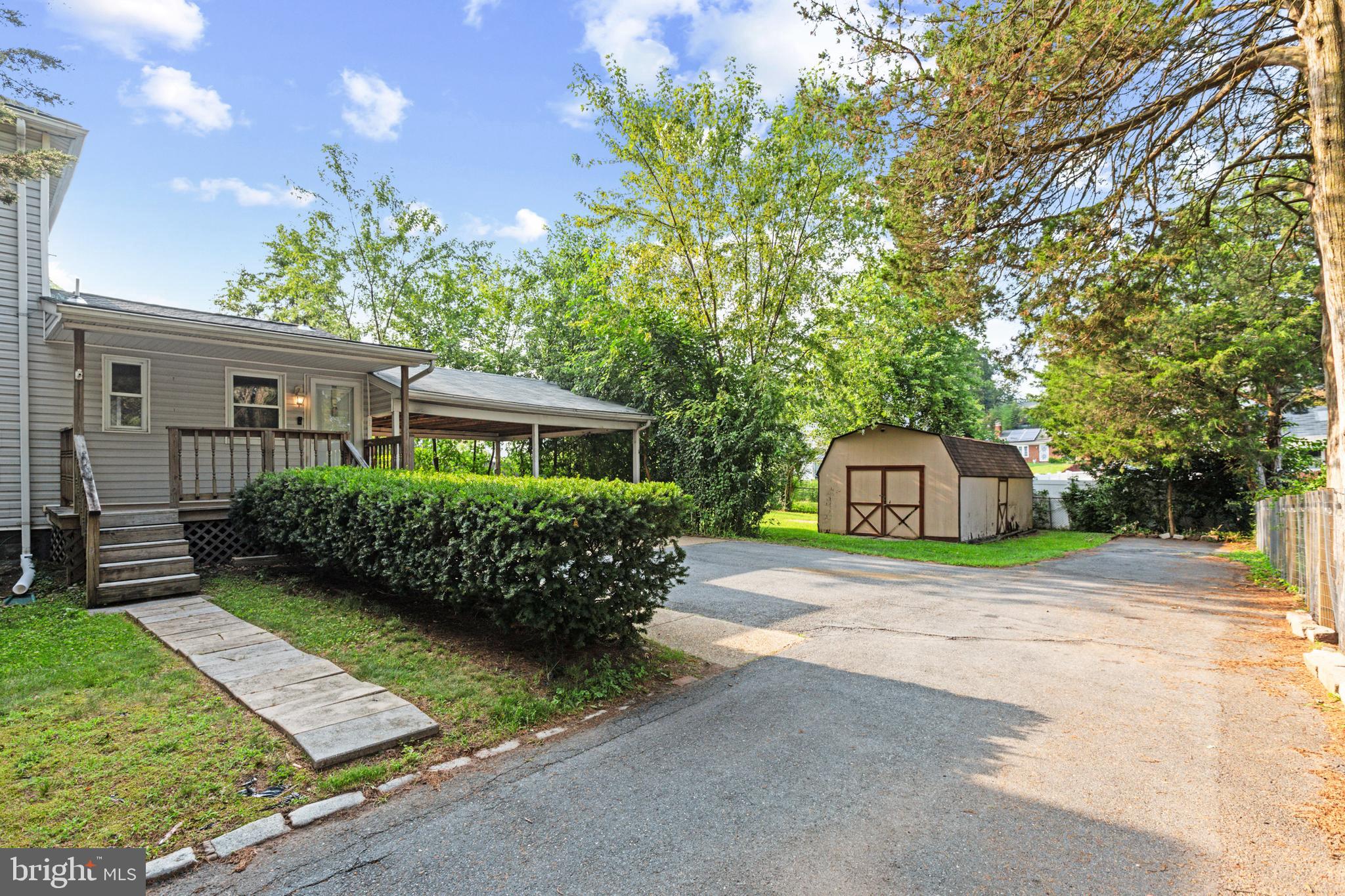 CEDARHURST - Residential