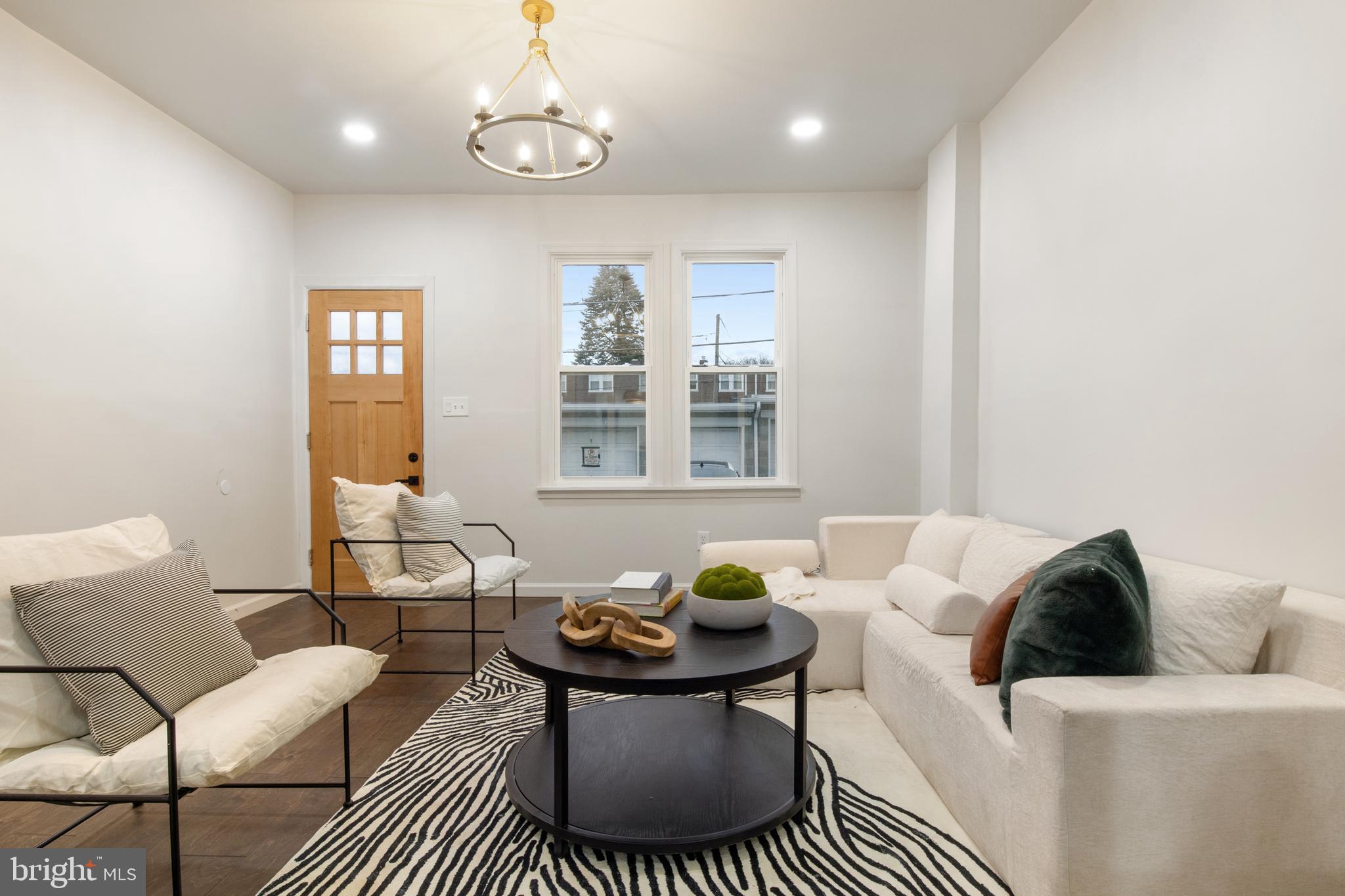 8TH WARD - Residential