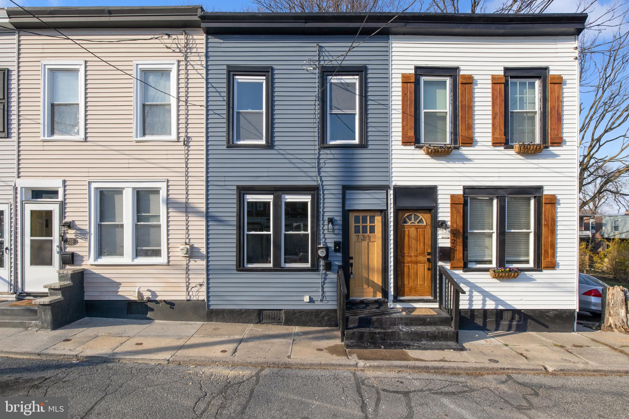 8TH WARD - Residential