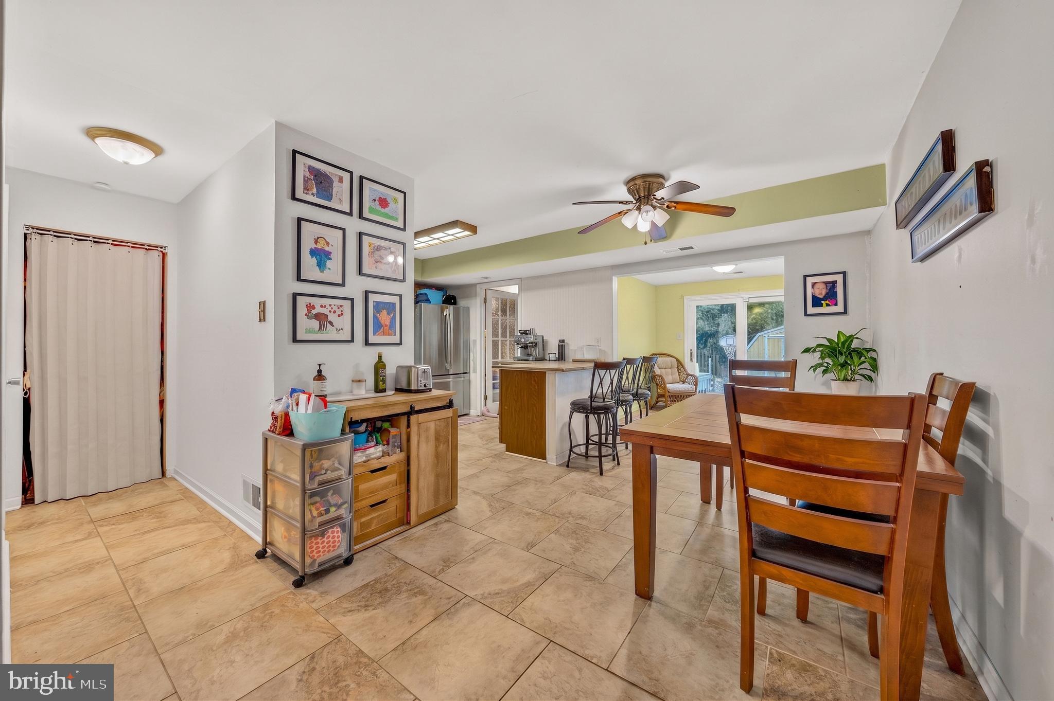 STONEGATE VILLAGE - Residential