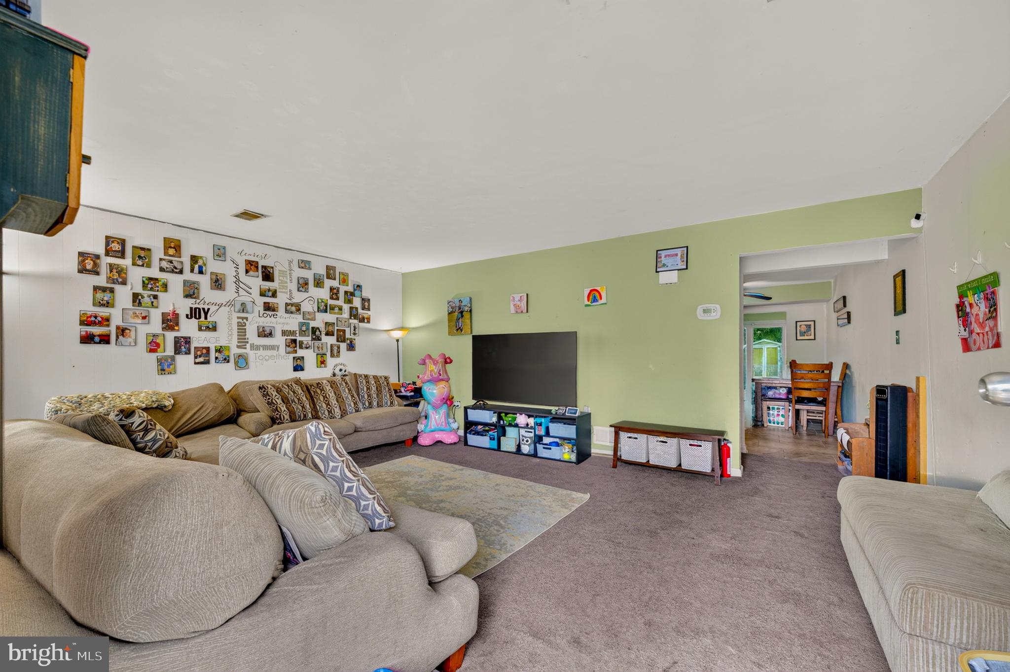 STONEGATE VILLAGE - Residential