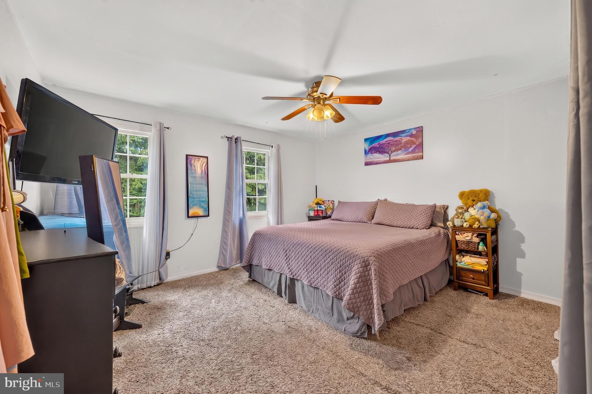 STONEGATE VILLAGE - Residential