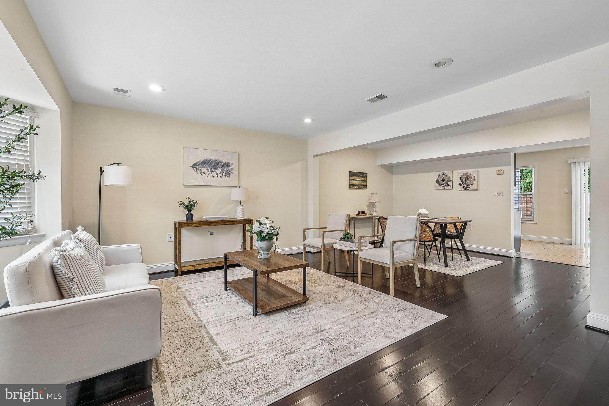 DALE CITY - Residential