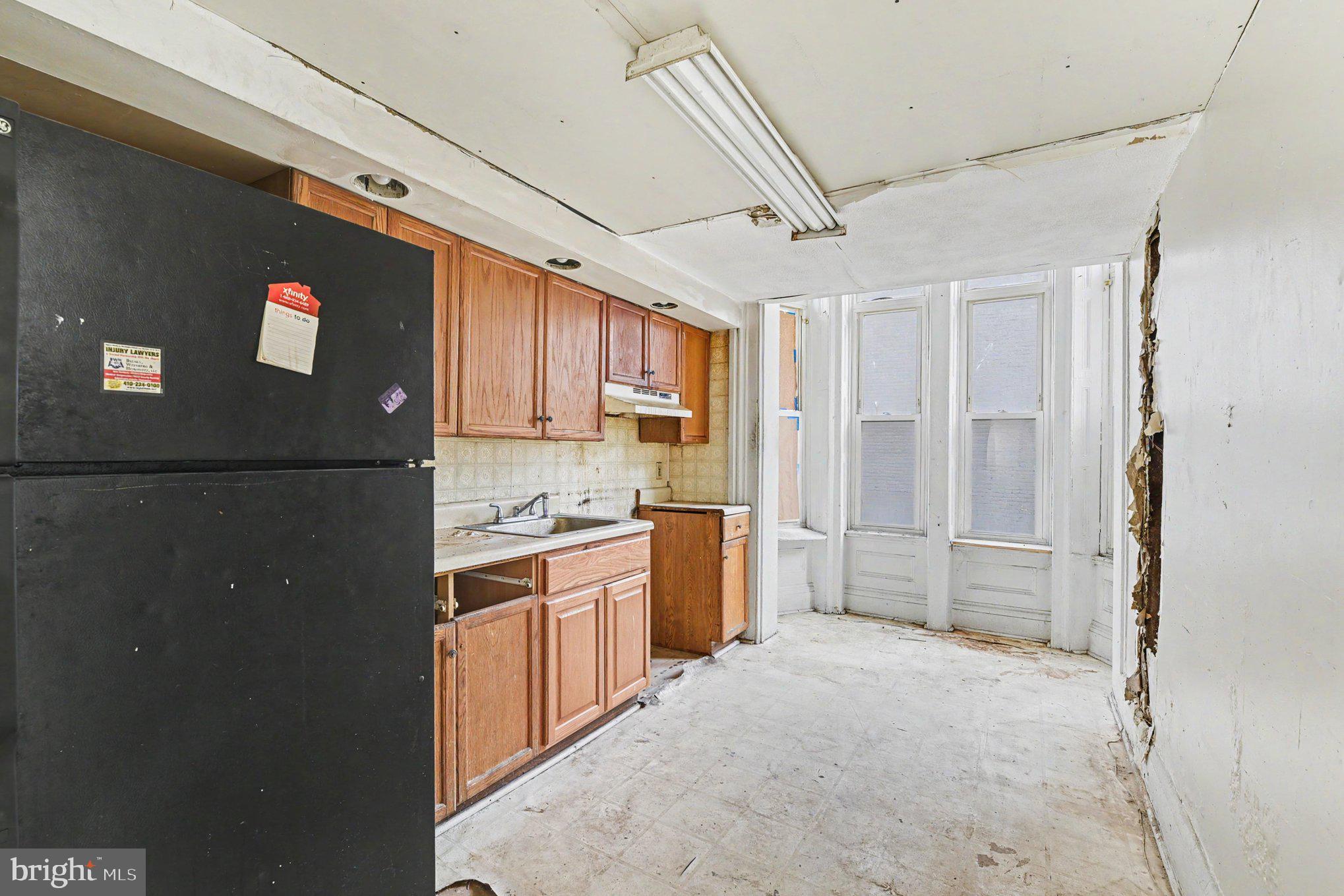 FRANKLIN SQUARE HISTORIC DISTRICT - Commercial Sale