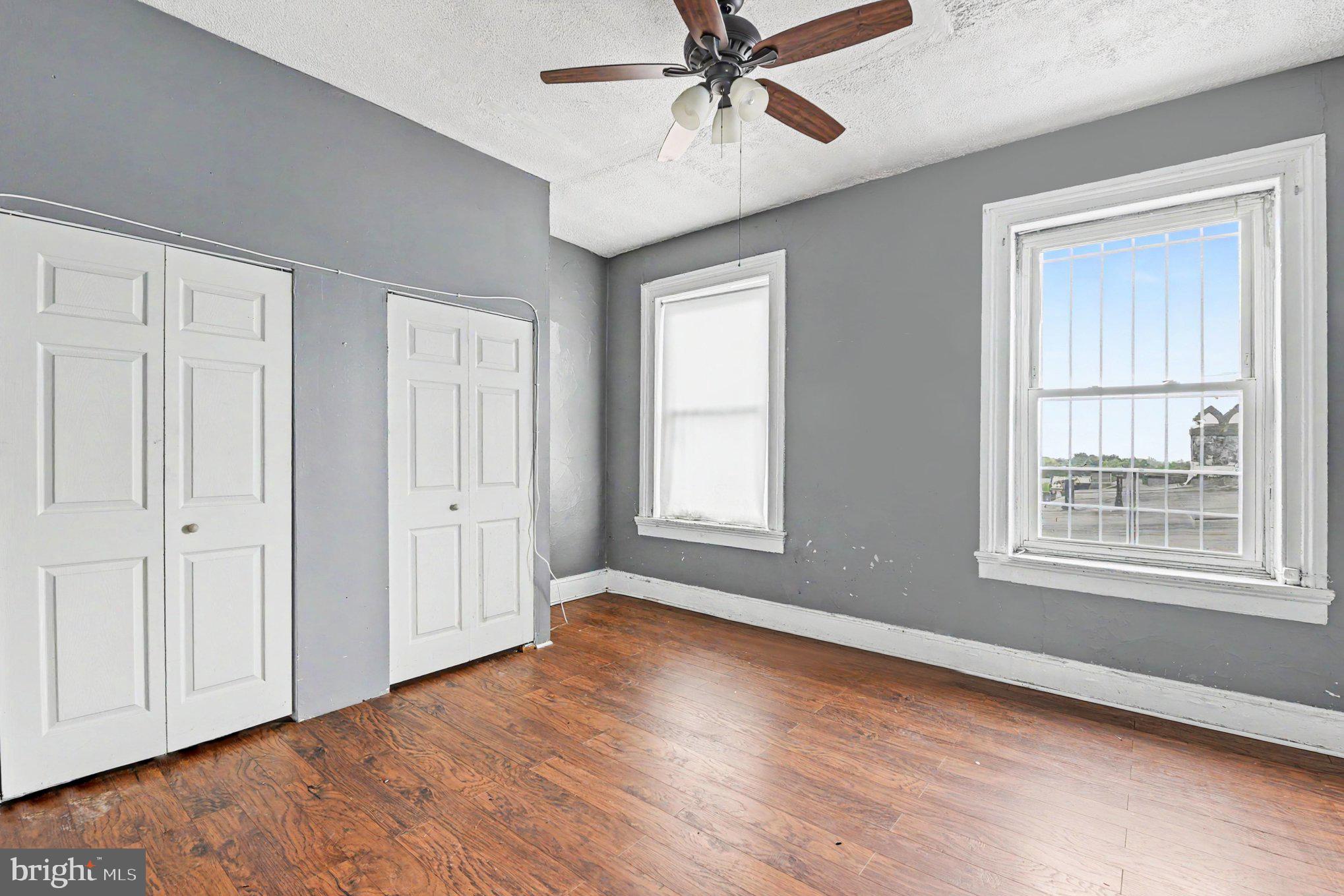 FRANKLIN SQUARE HISTORIC DISTRICT - Commercial Sale