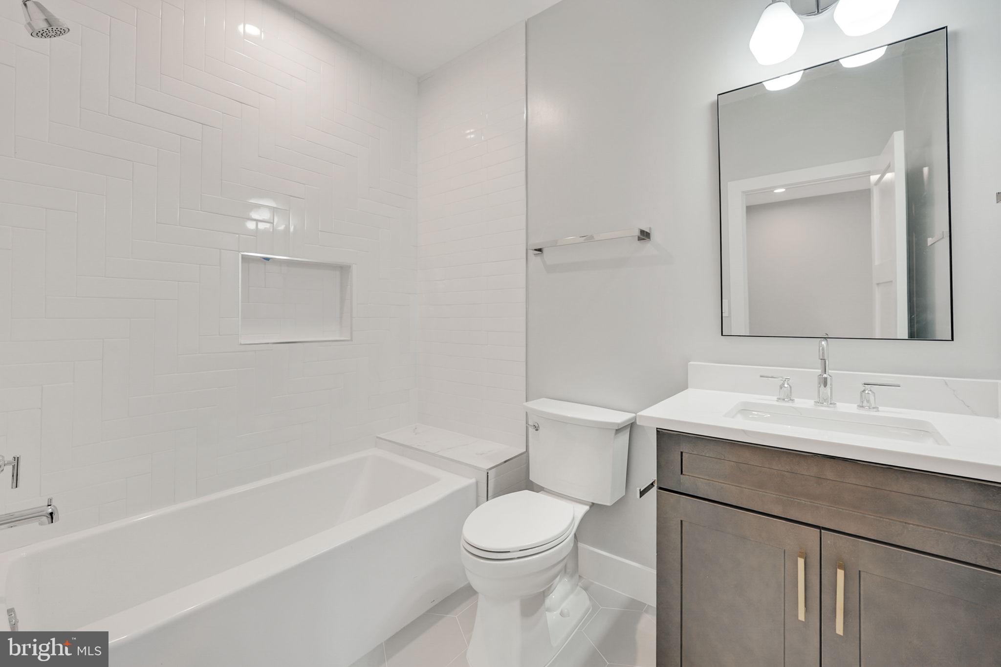 BROYHILLS MCLEAN ESTATES - Residential
