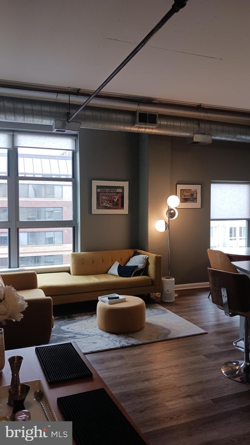 LOGAN CIRCLE - Residential Lease
