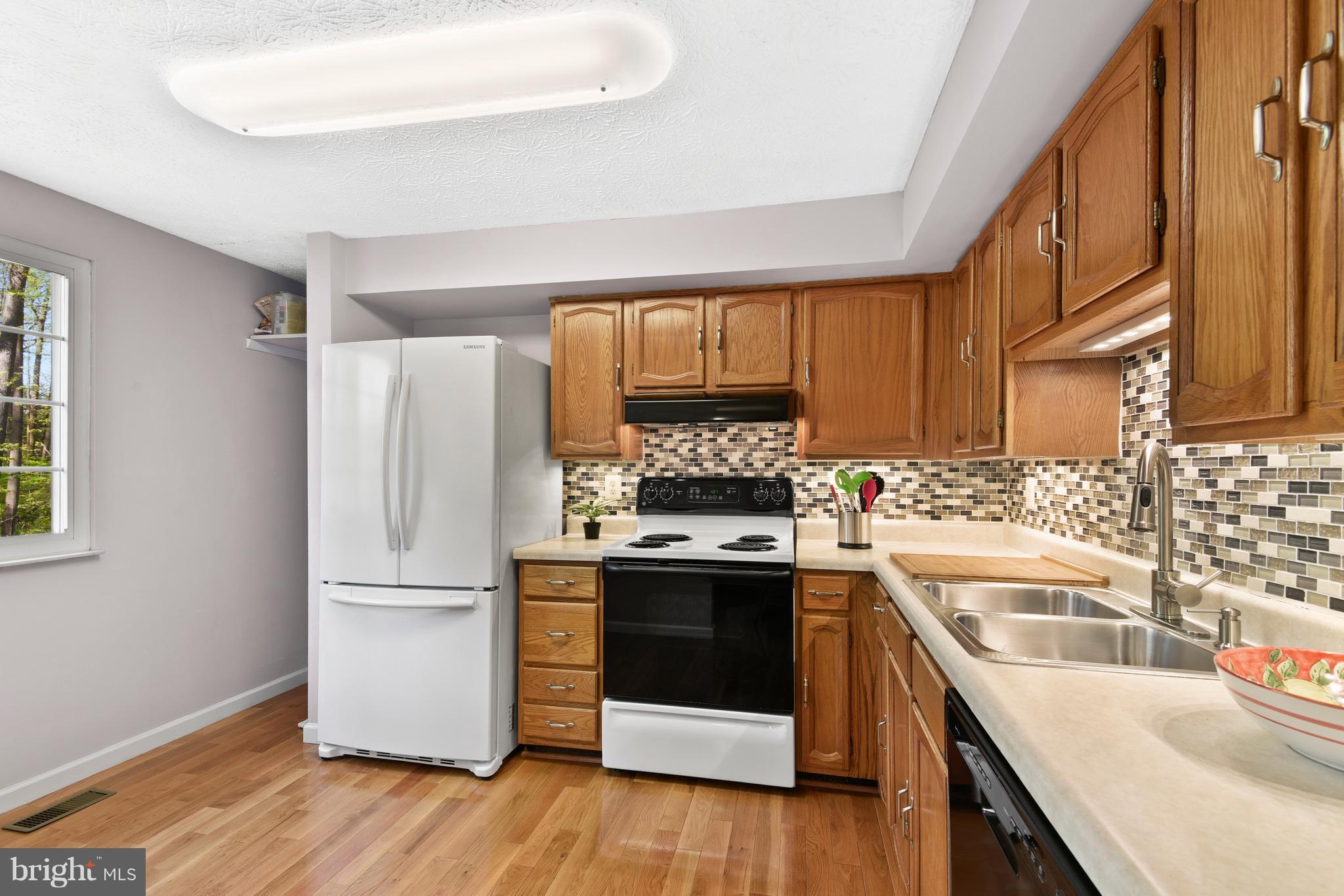 OAK SPRINGS - Residential