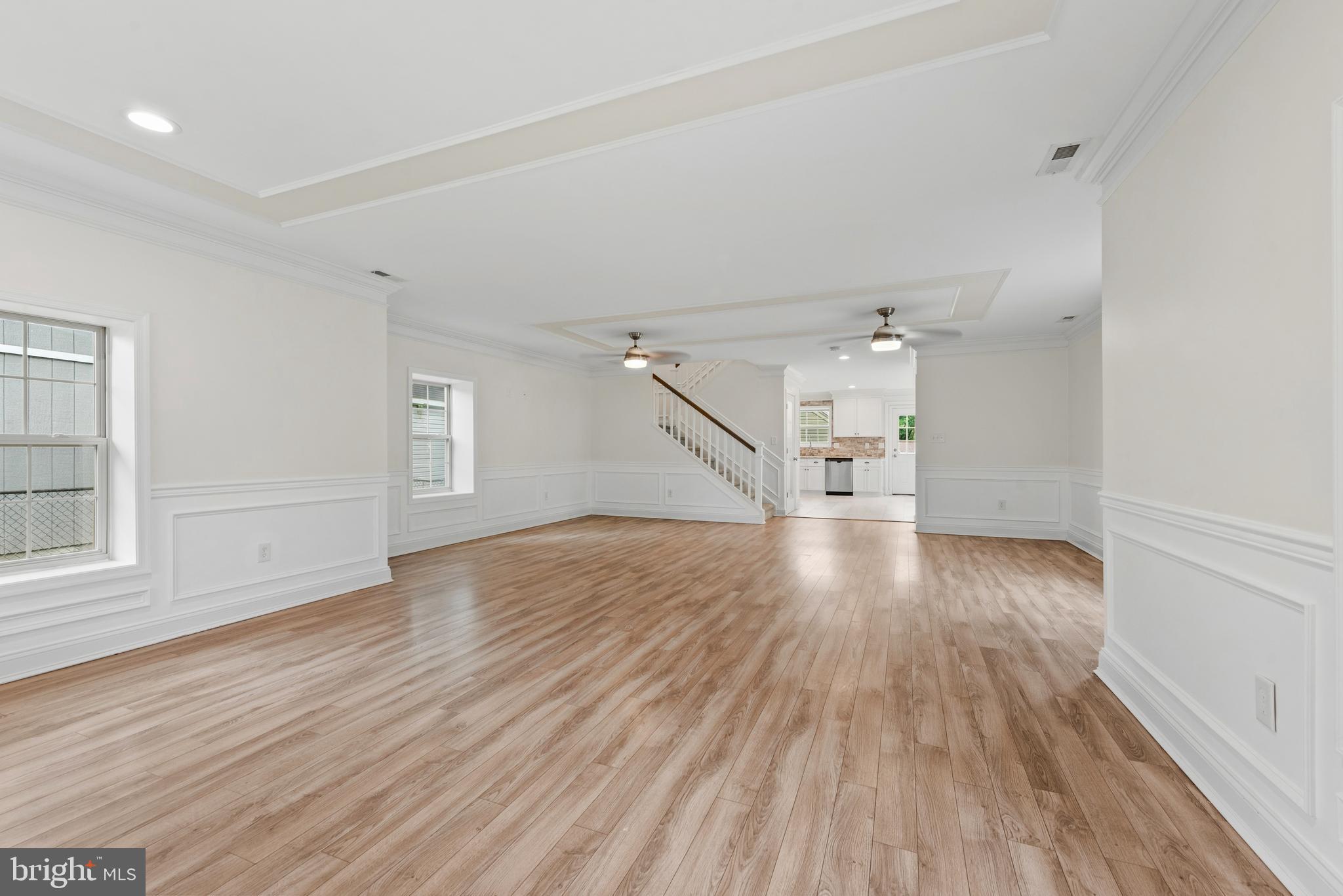 POWHATAN BEACH - Residential