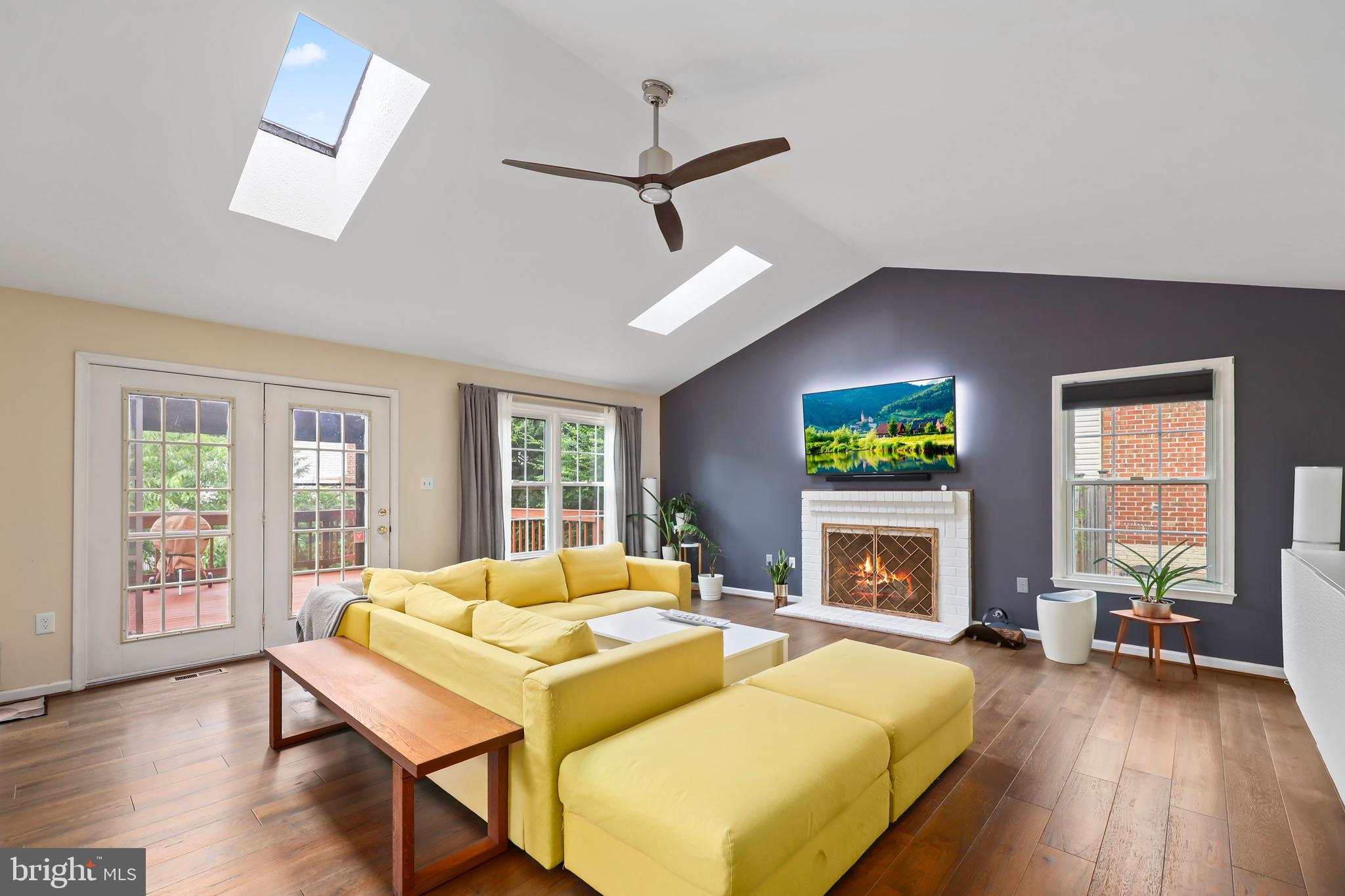 WAVERLY CROSSING - Residential