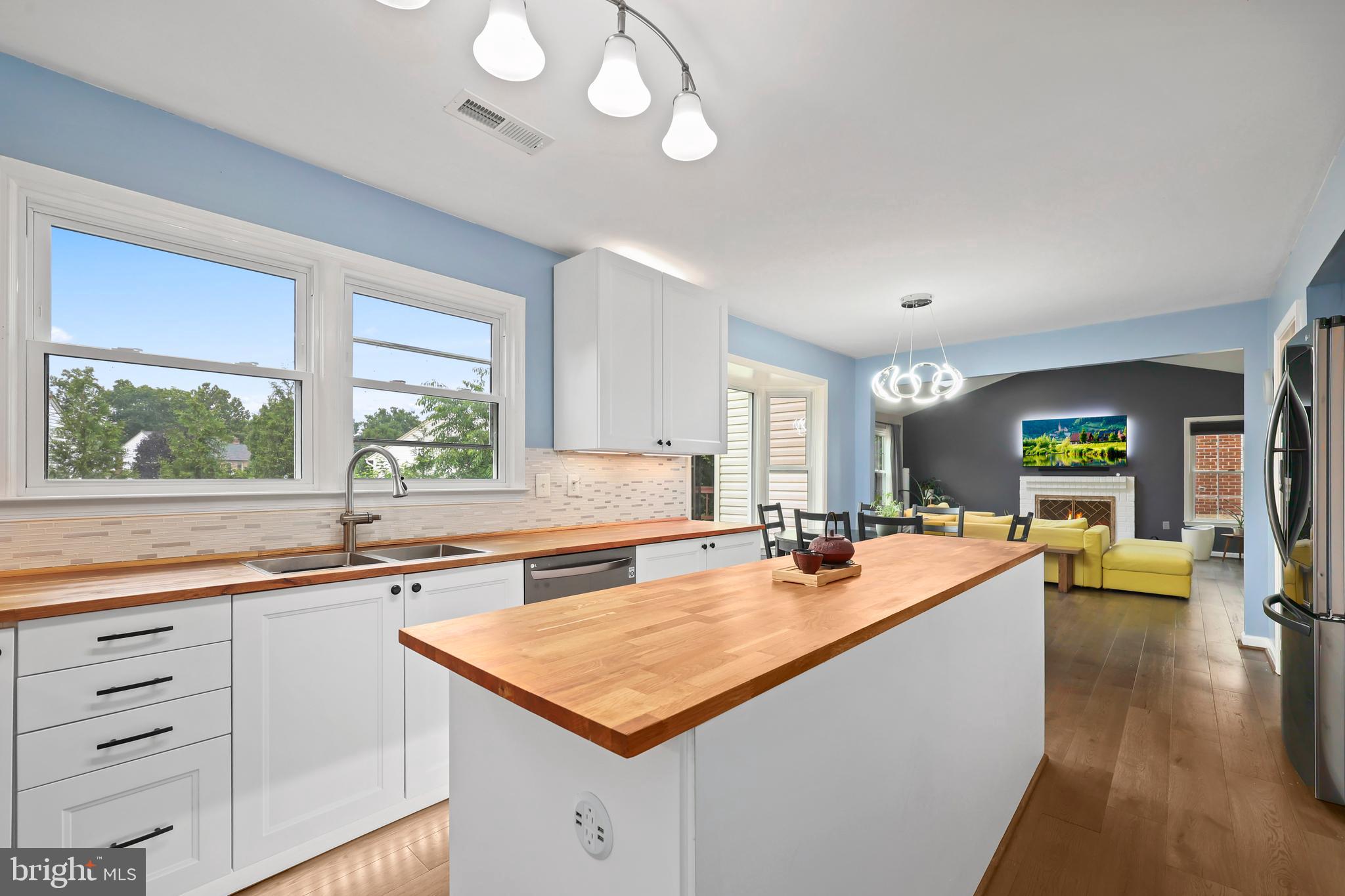 WAVERLY CROSSING - Residential