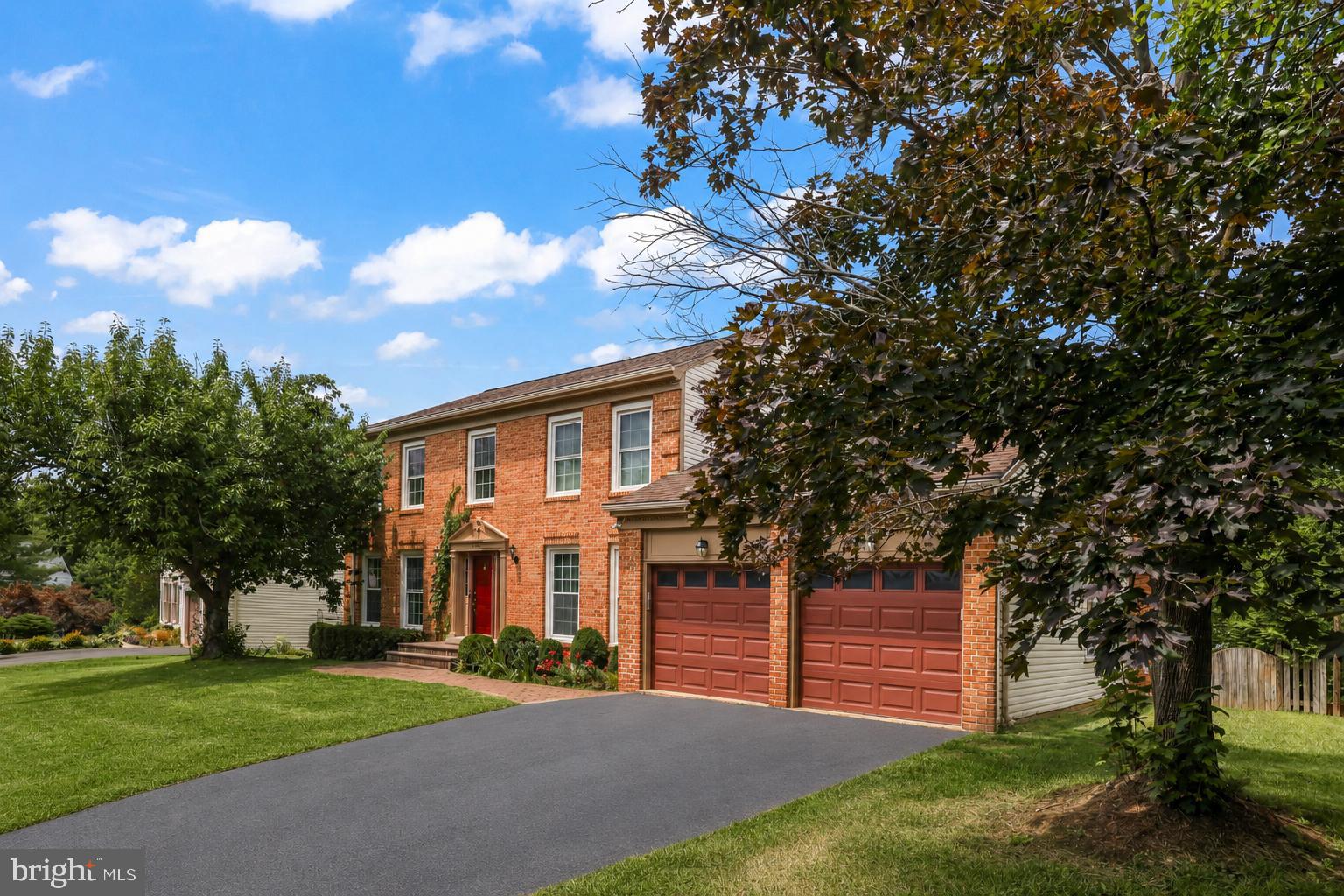 WAVERLY CROSSING - Residential