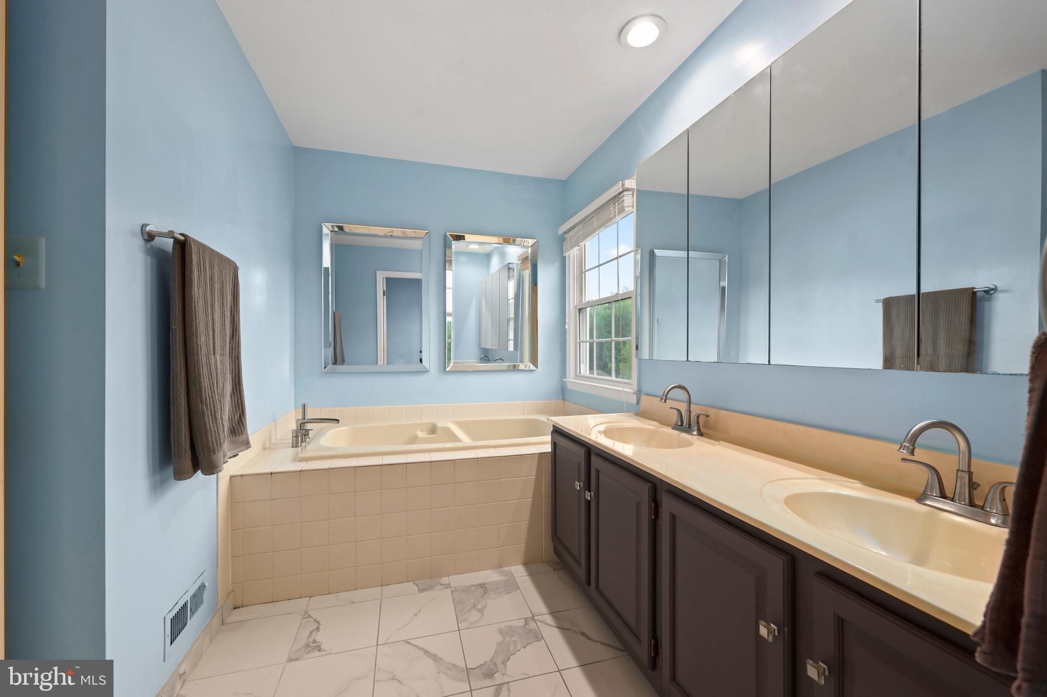WAVERLY CROSSING - Residential