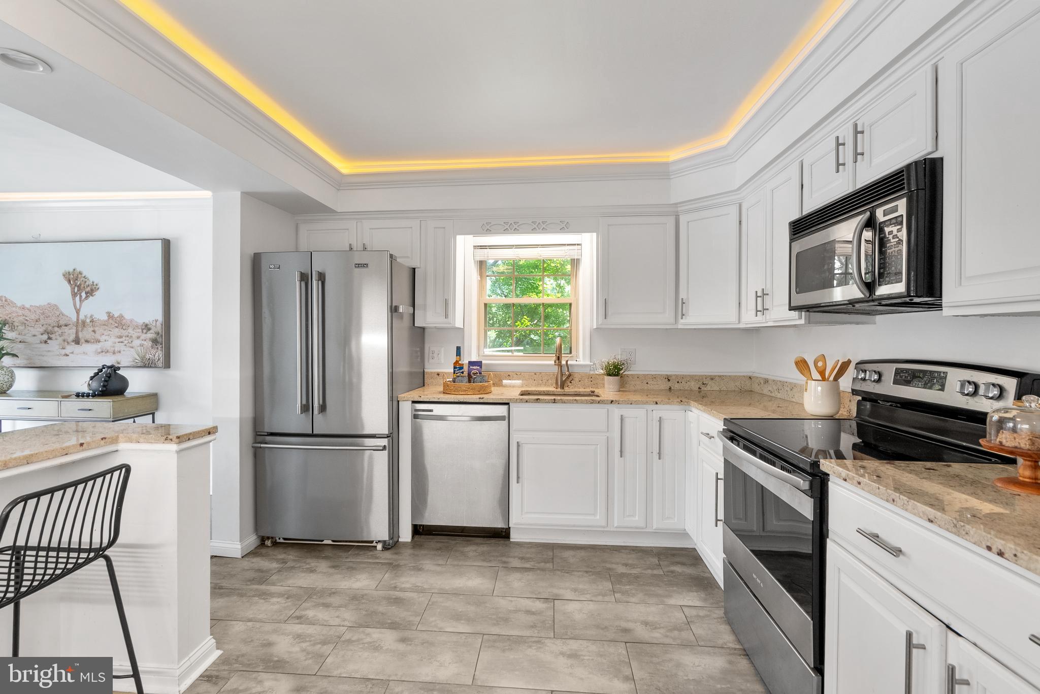 HALLCREST HEIGHTS - Residential