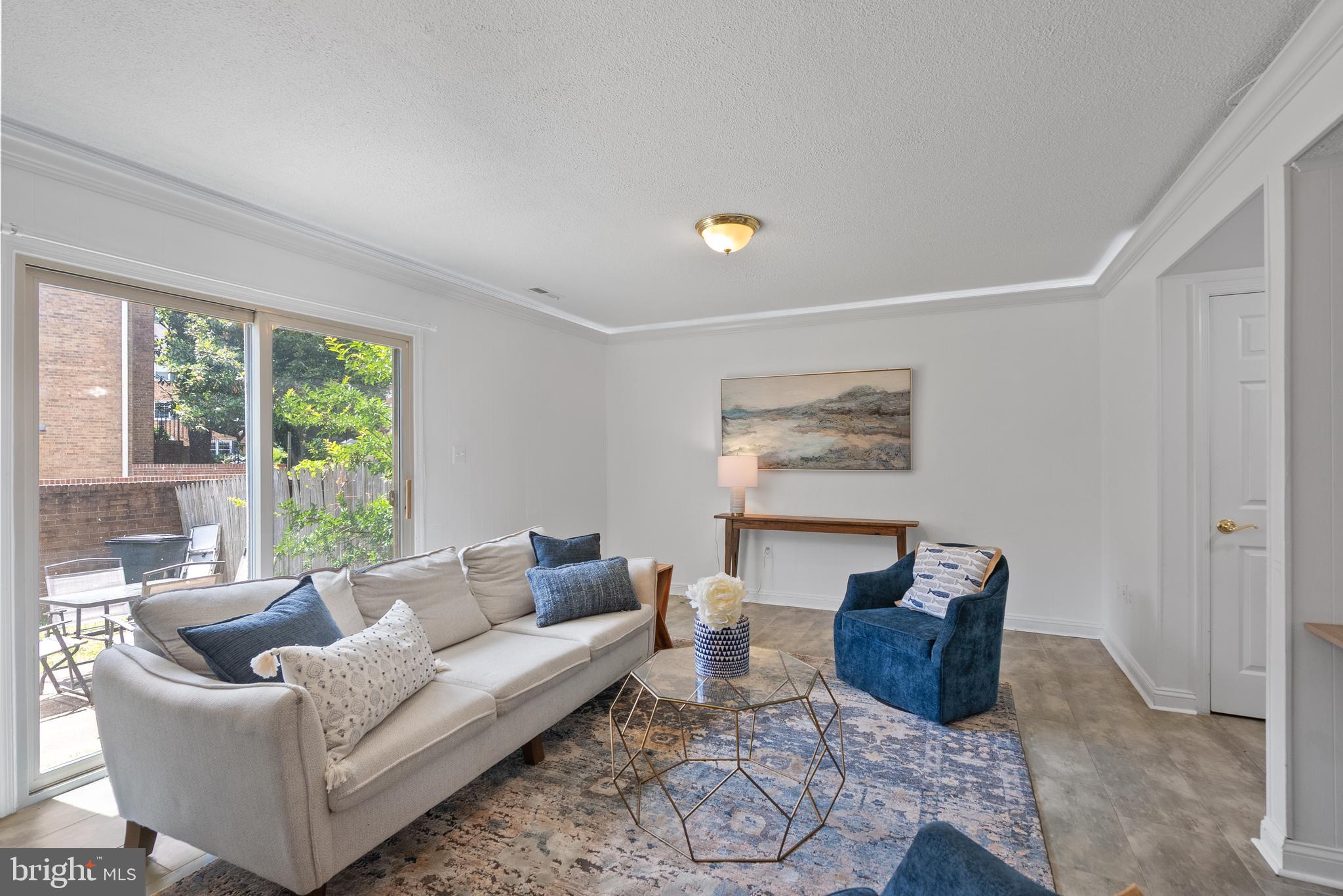 HALLCREST HEIGHTS - Residential