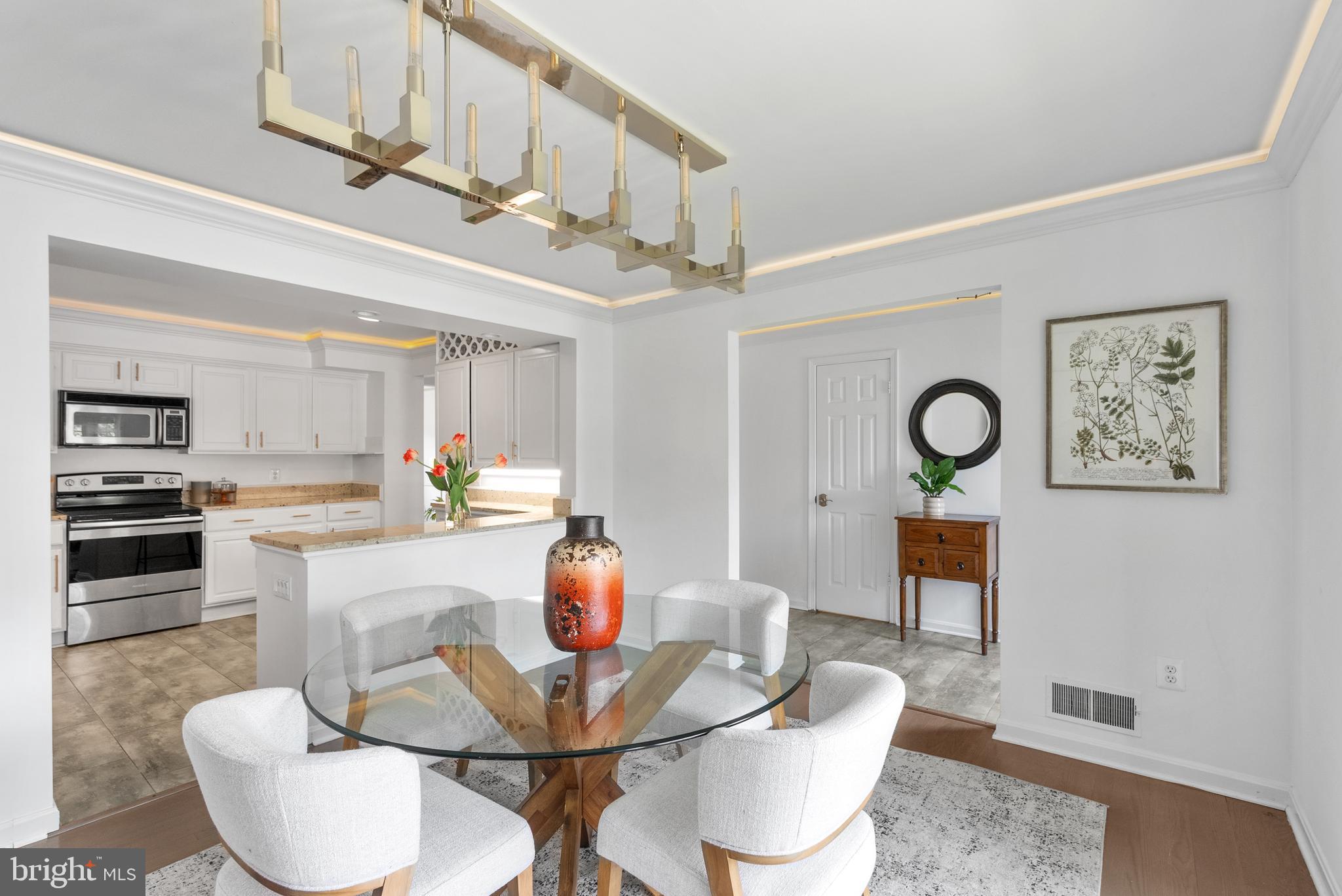 HALLCREST HEIGHTS - Residential