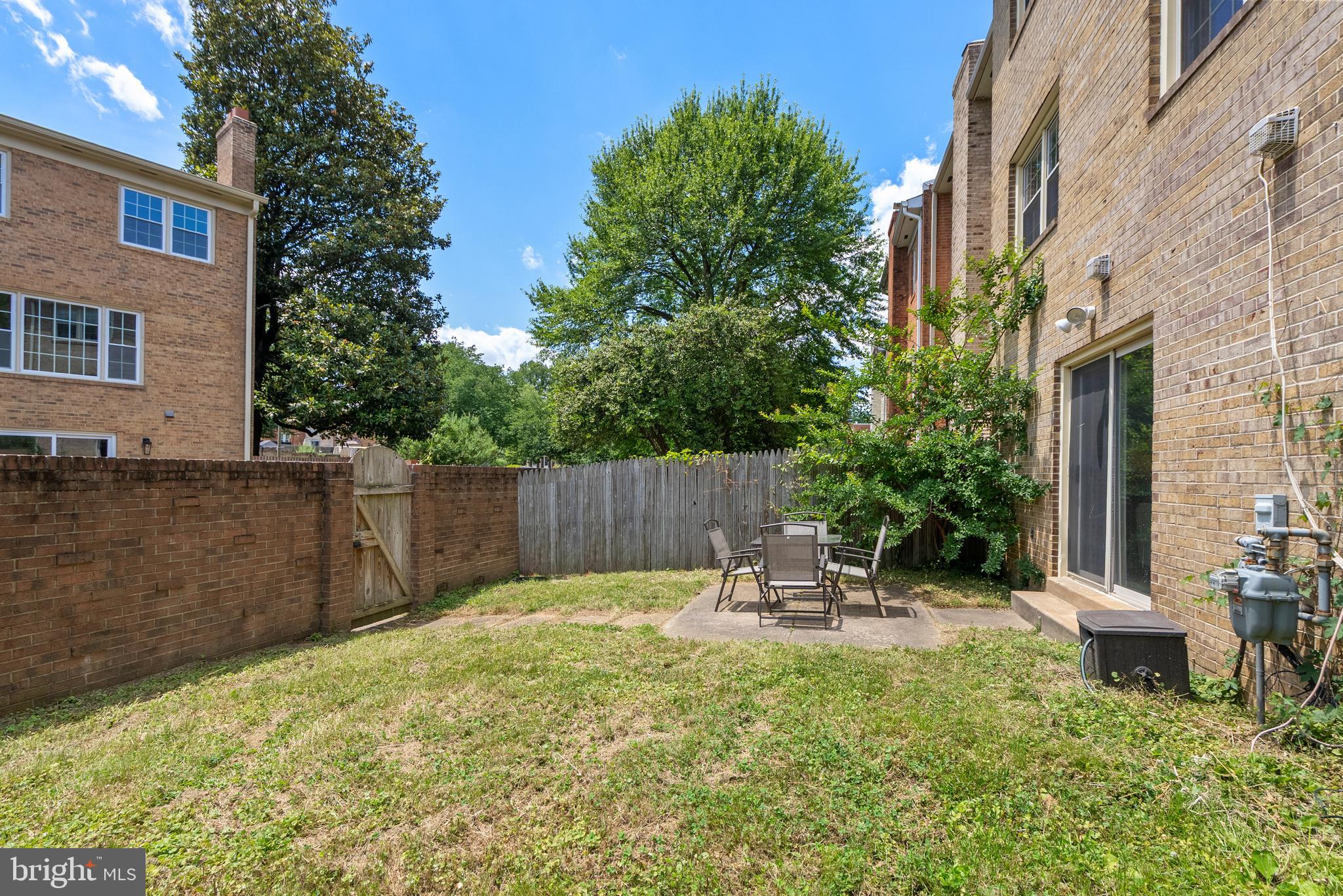 HALLCREST HEIGHTS - Residential