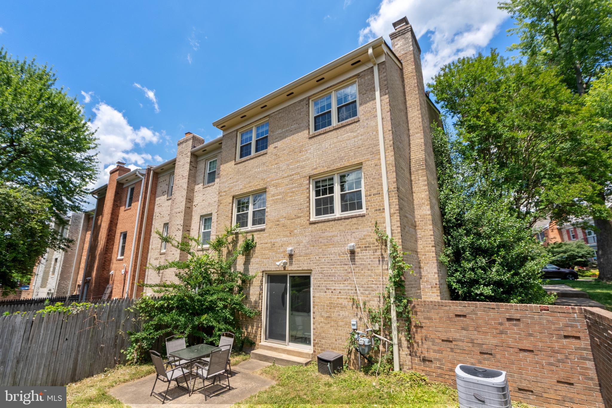 HALLCREST HEIGHTS - Residential
