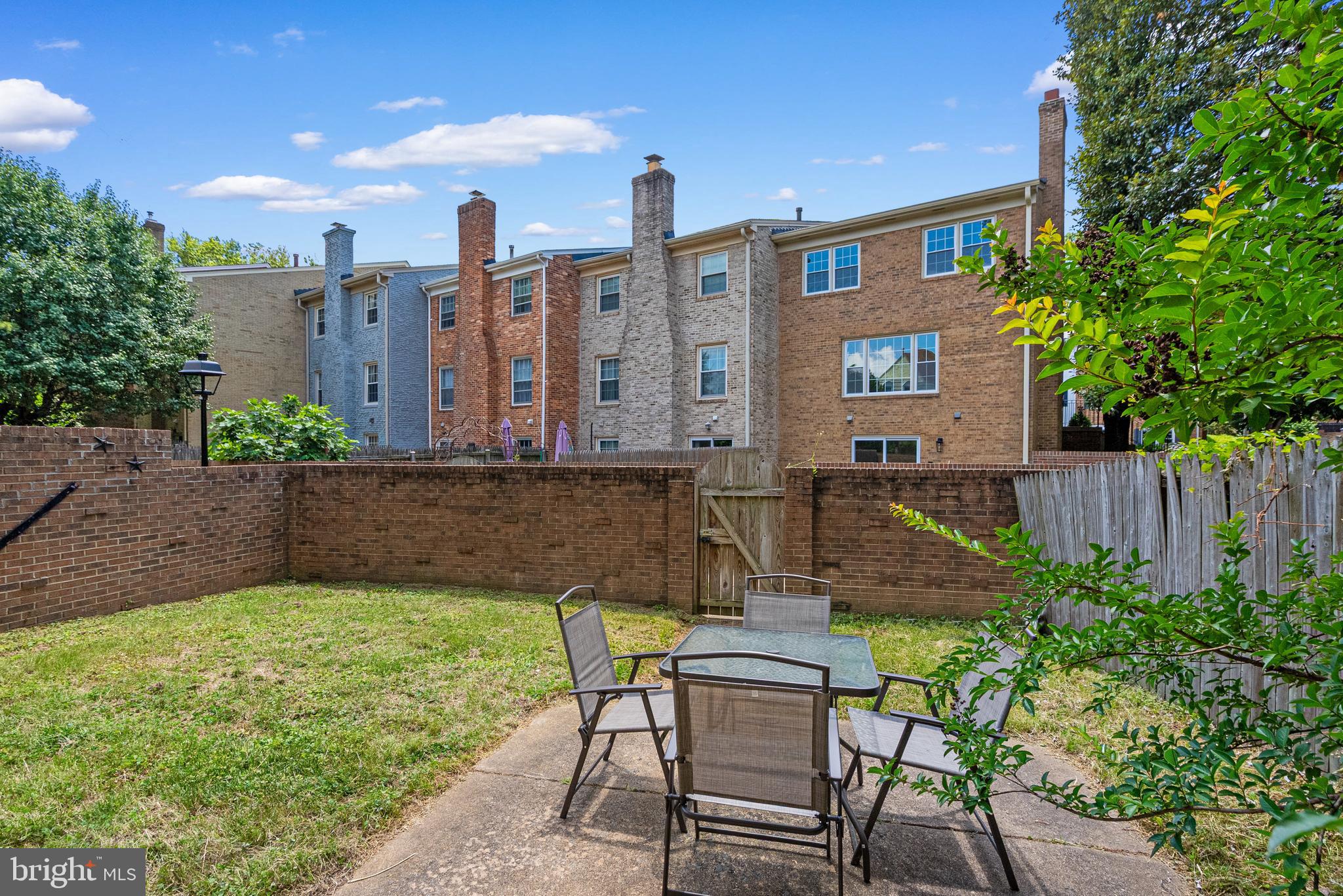 HALLCREST HEIGHTS - Residential