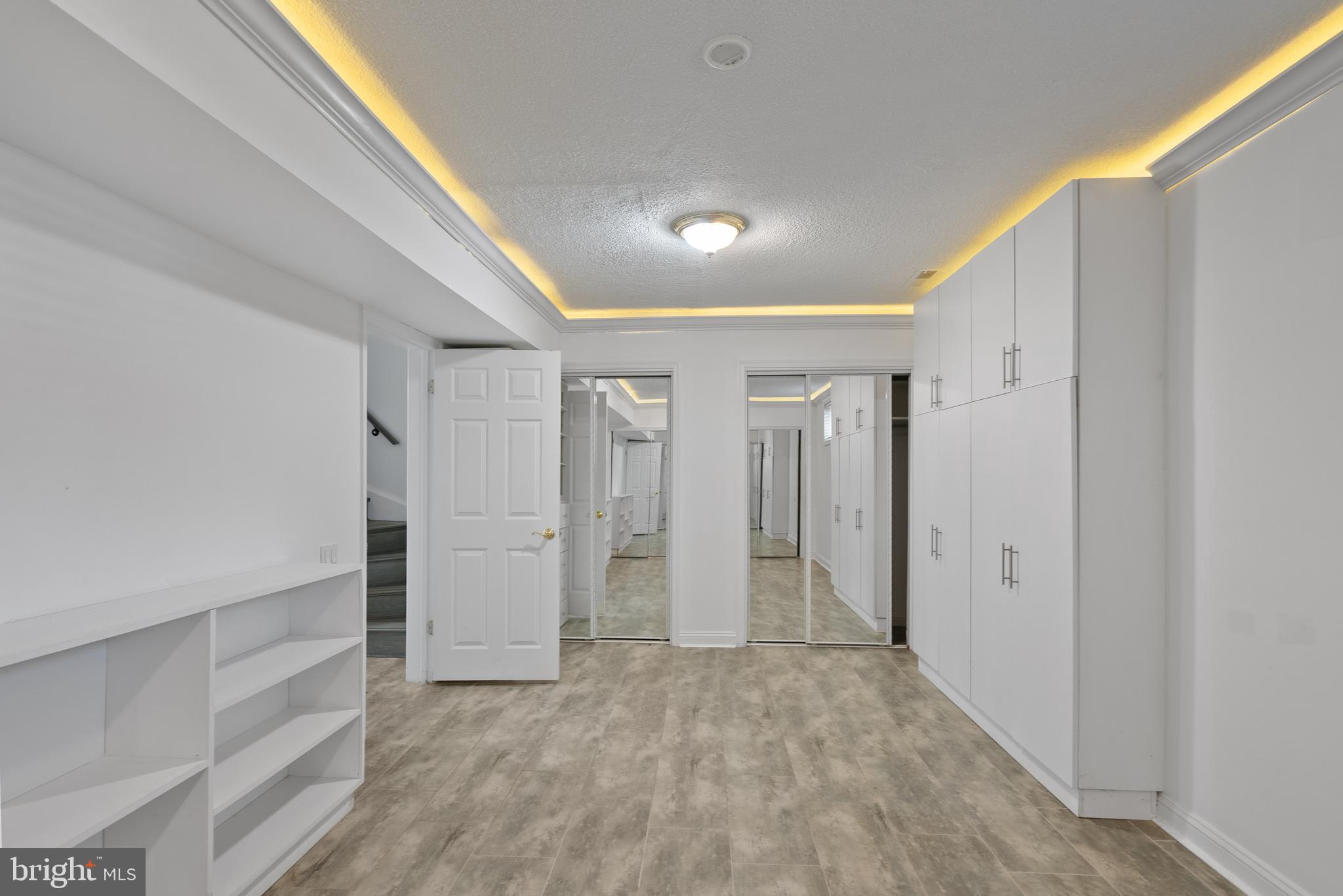 HALLCREST HEIGHTS - Residential