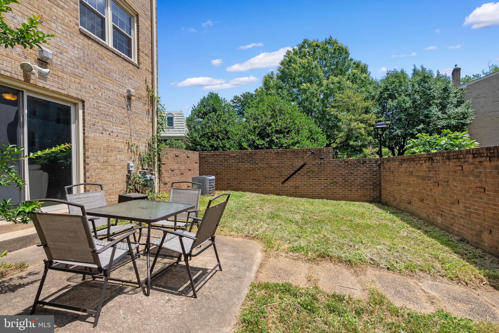 HALLCREST HEIGHTS - Residential