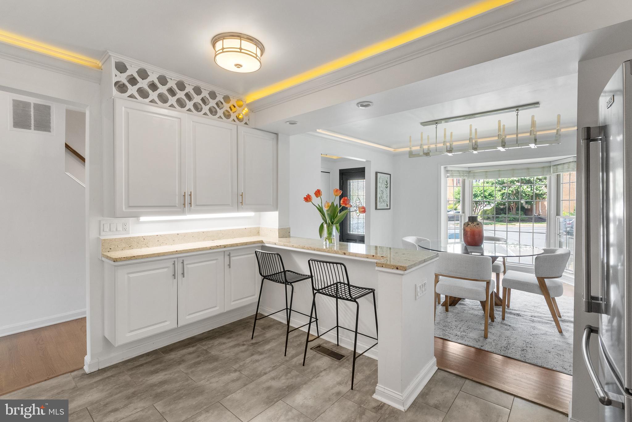 HALLCREST HEIGHTS - Residential