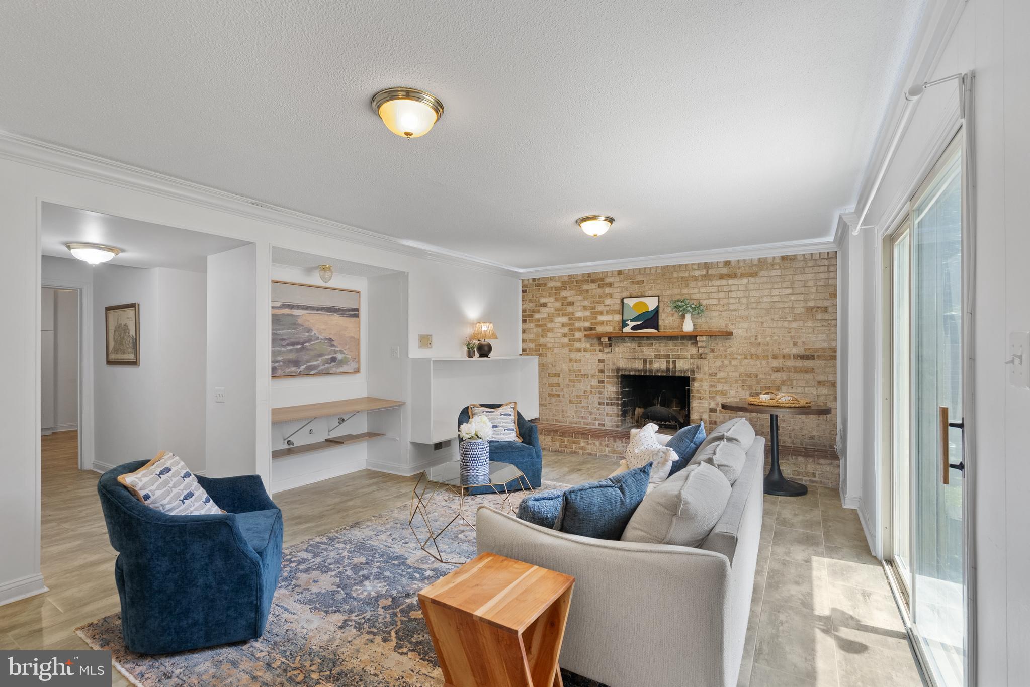 HALLCREST HEIGHTS - Residential