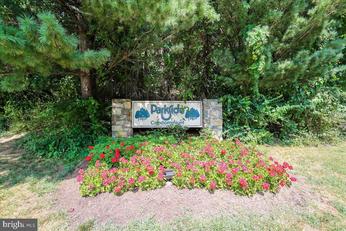 PARKSIDE CONDOMINIUMS - Residential