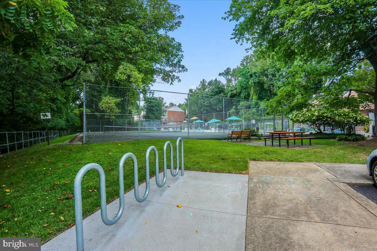 PARKSIDE CONDOMINIUMS - Residential