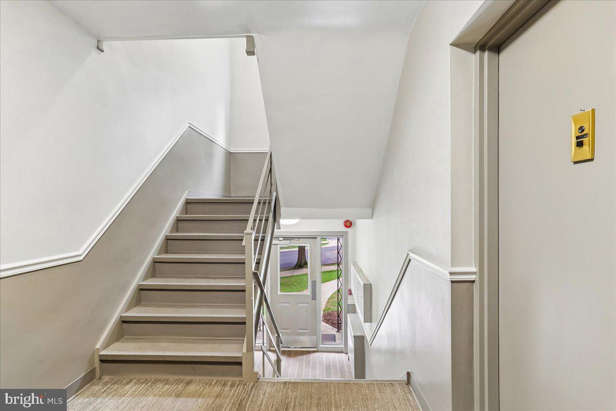PARKSIDE CONDOMINIUMS - Residential